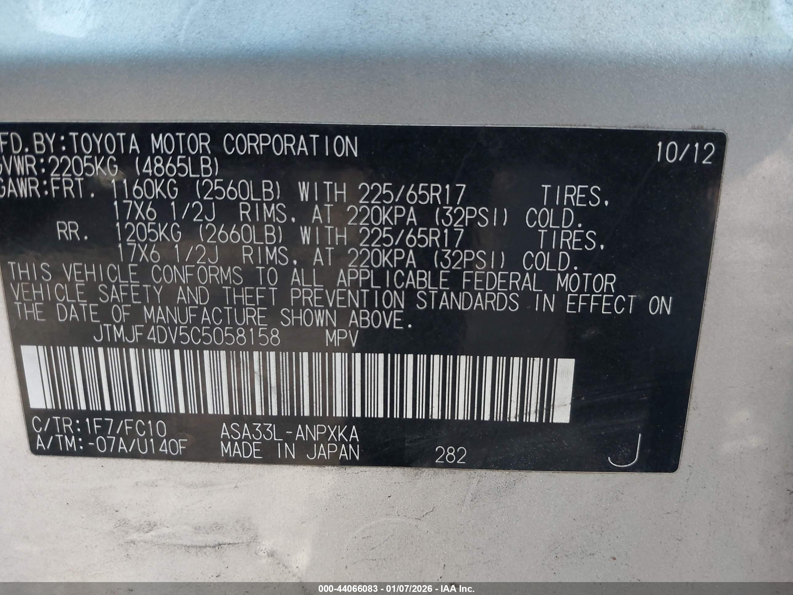TOYOTA RAV4 image 9