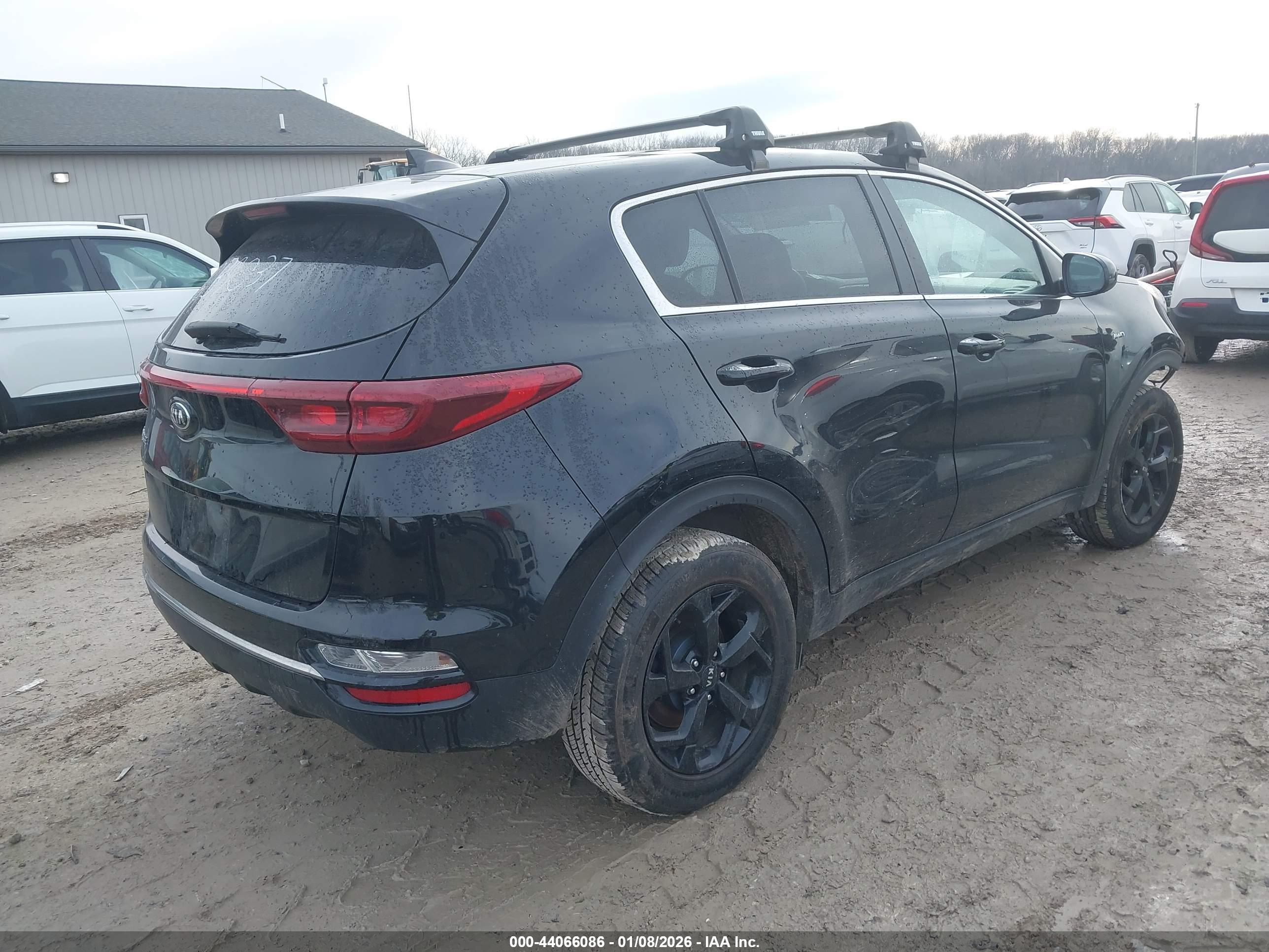 KIA SPORTAGE image 4