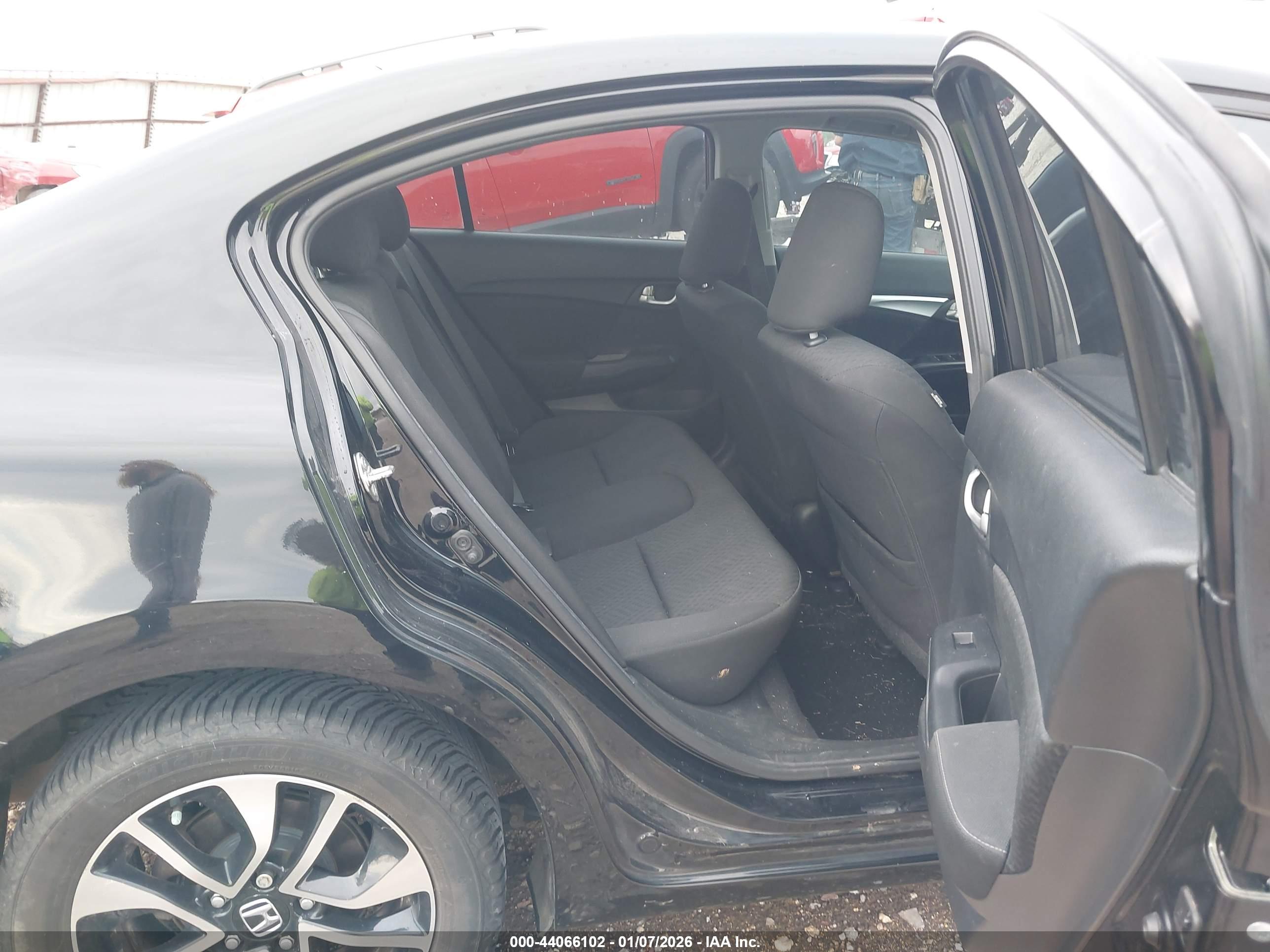 HONDA CIVIC image 8
