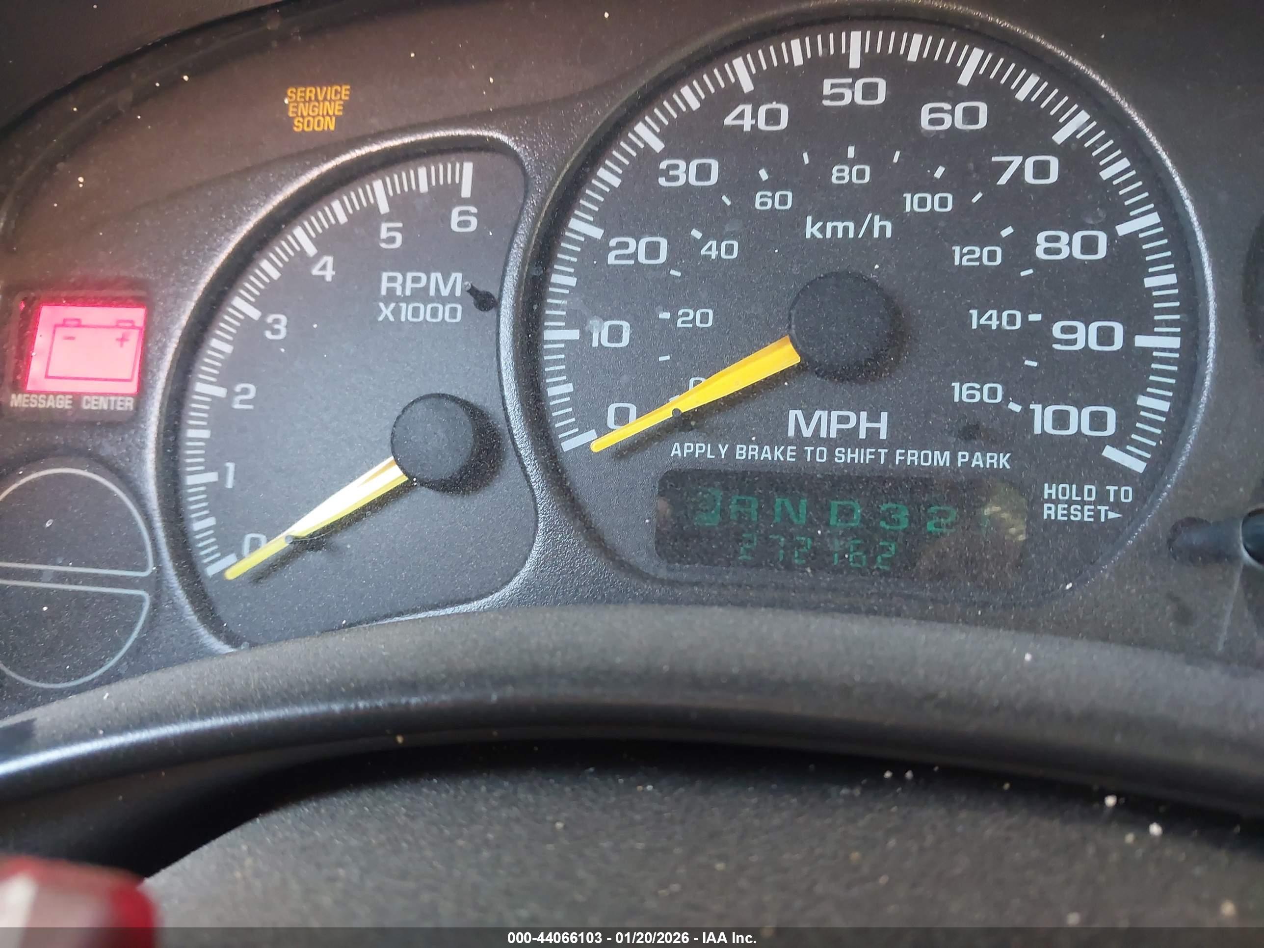 CHEVROLET SILVERADO image 7