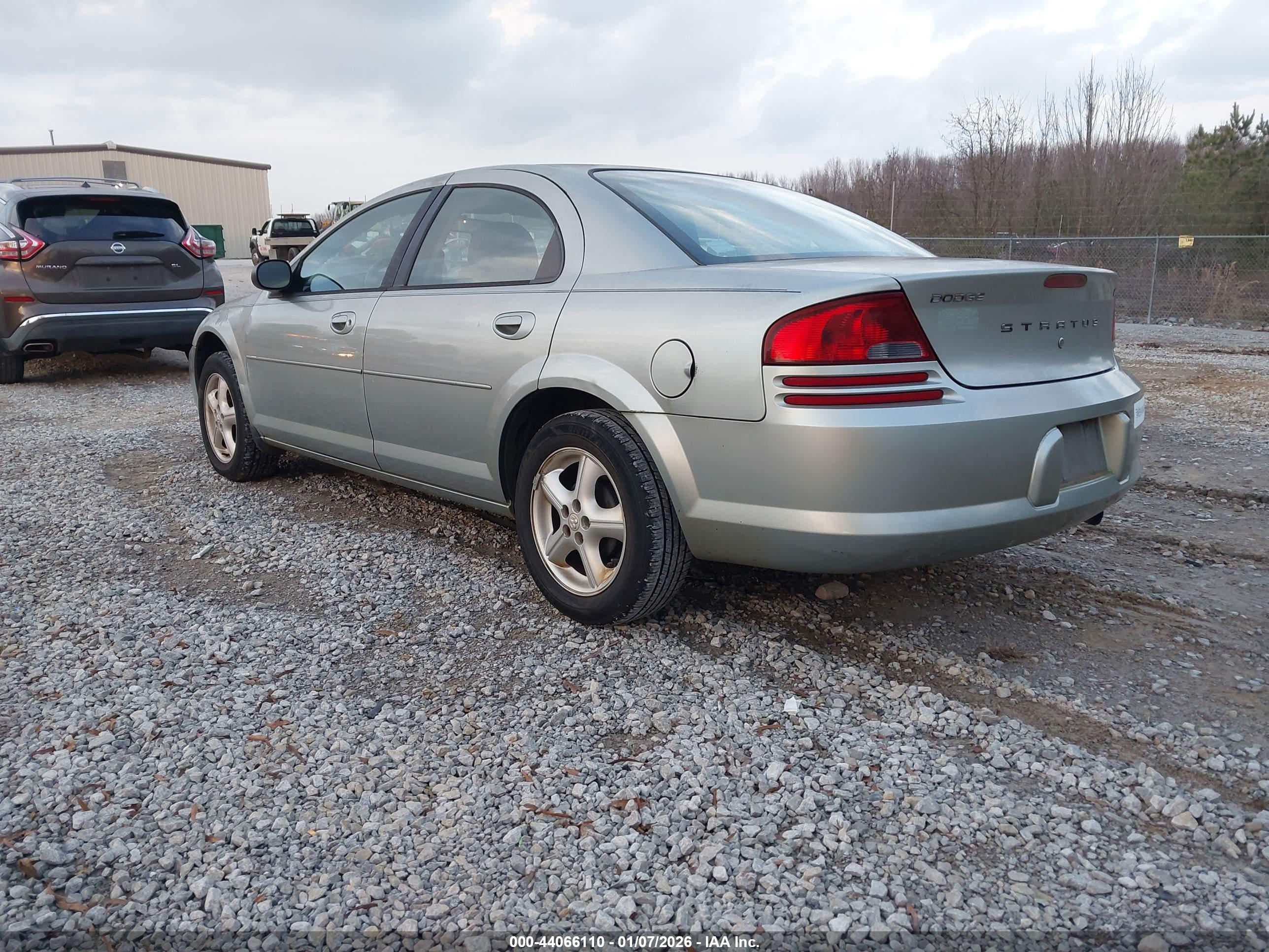 DODGE STRATUS image 3
