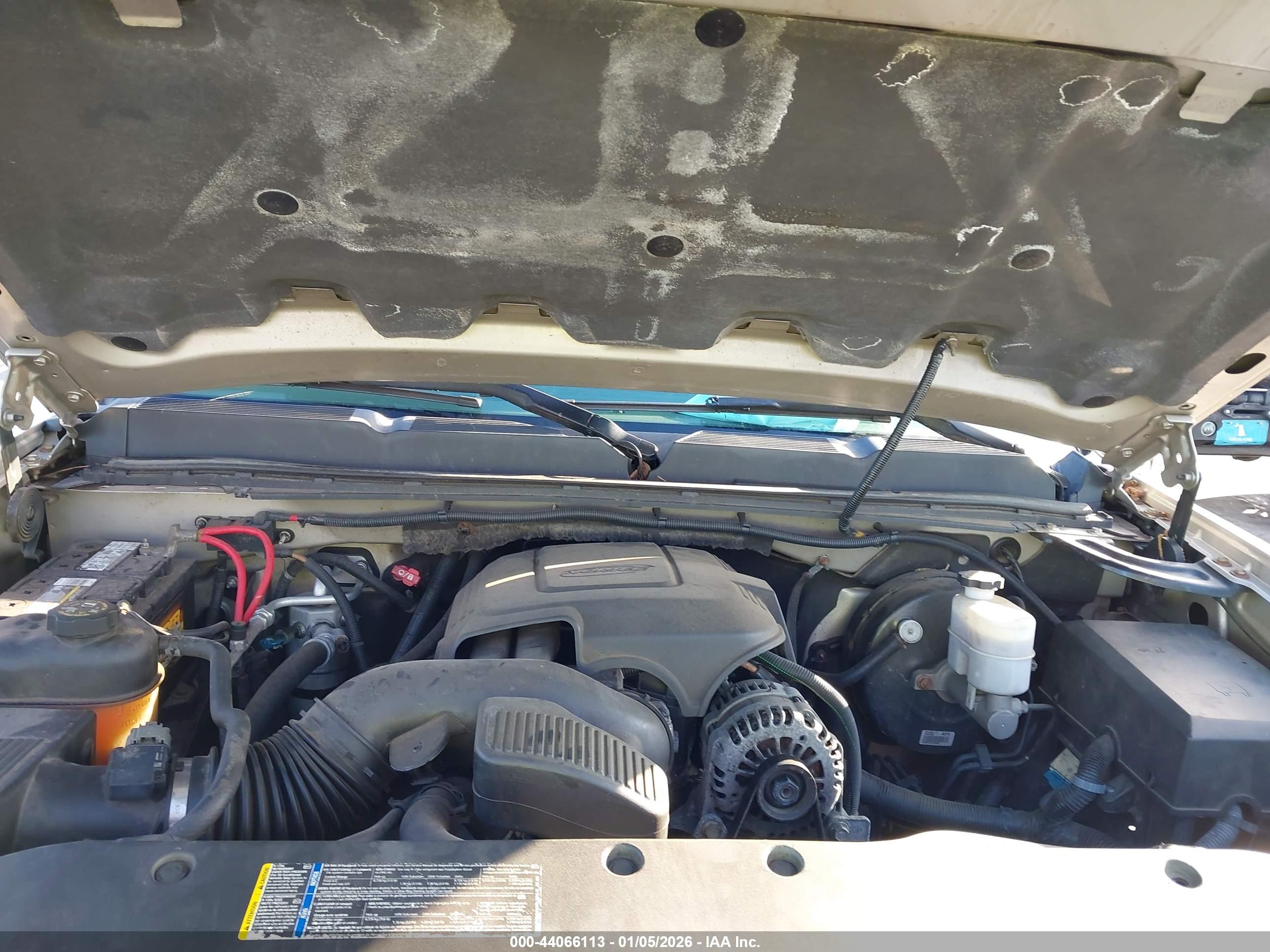 CHEVROLET SILVERADO image 10