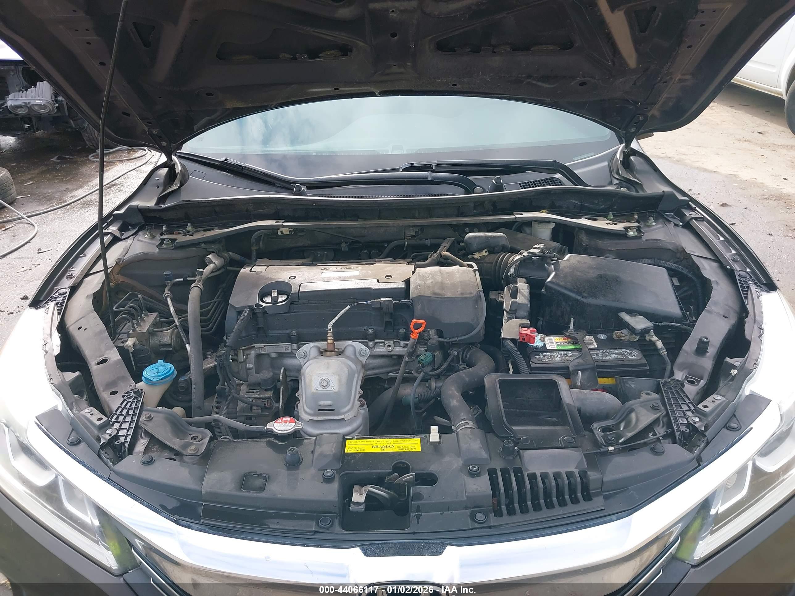 HONDA ACCORD image 10