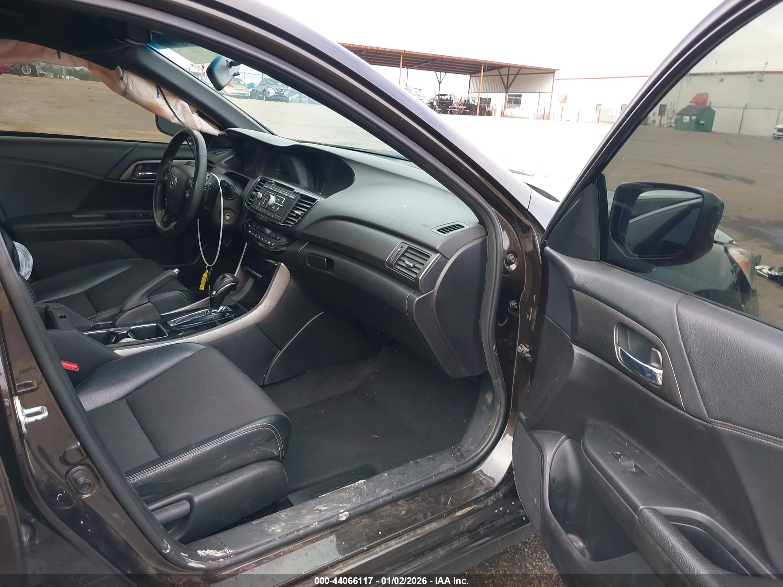 HONDA ACCORD image 5