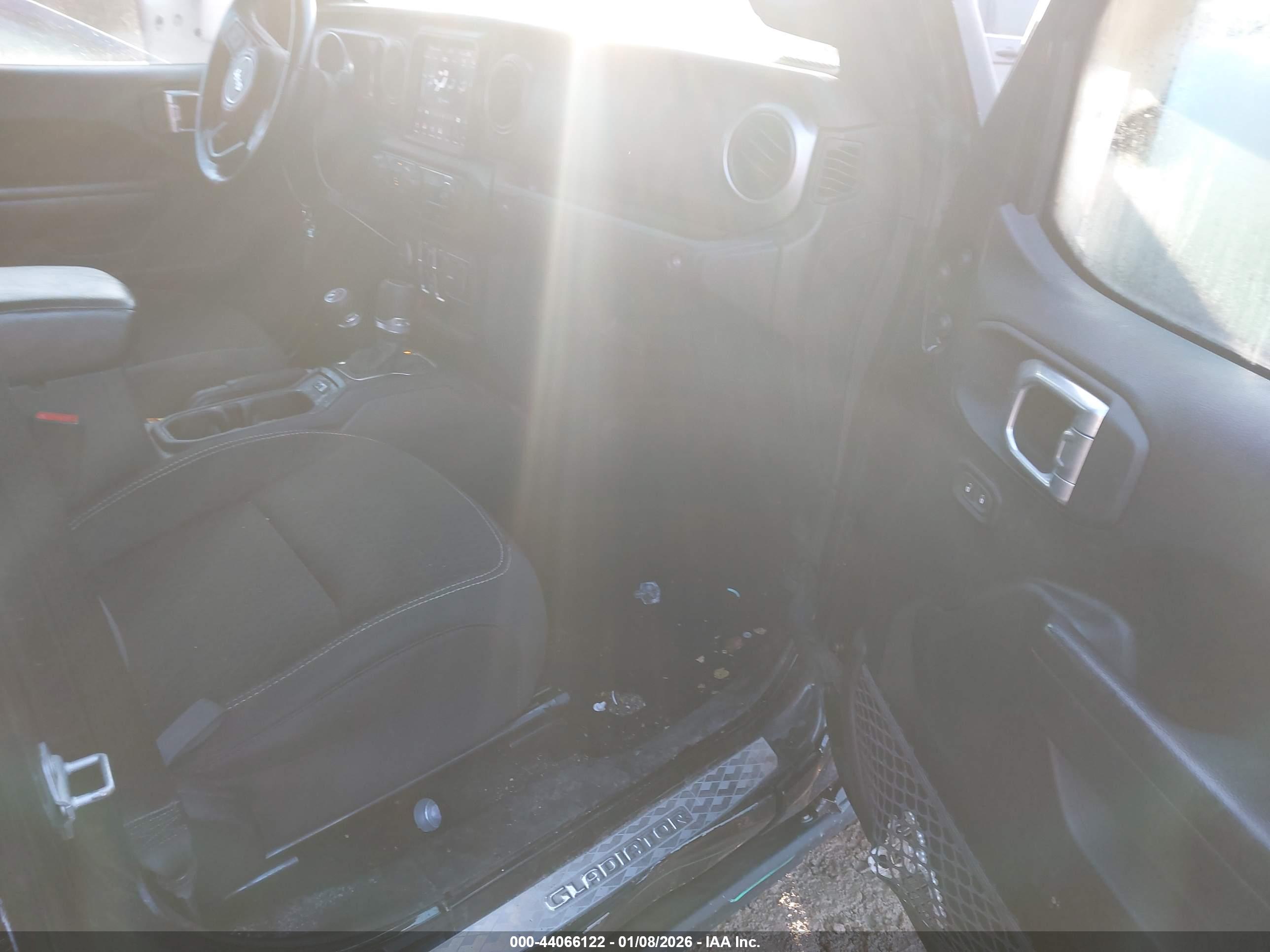 JEEP GLADIATOR image 5