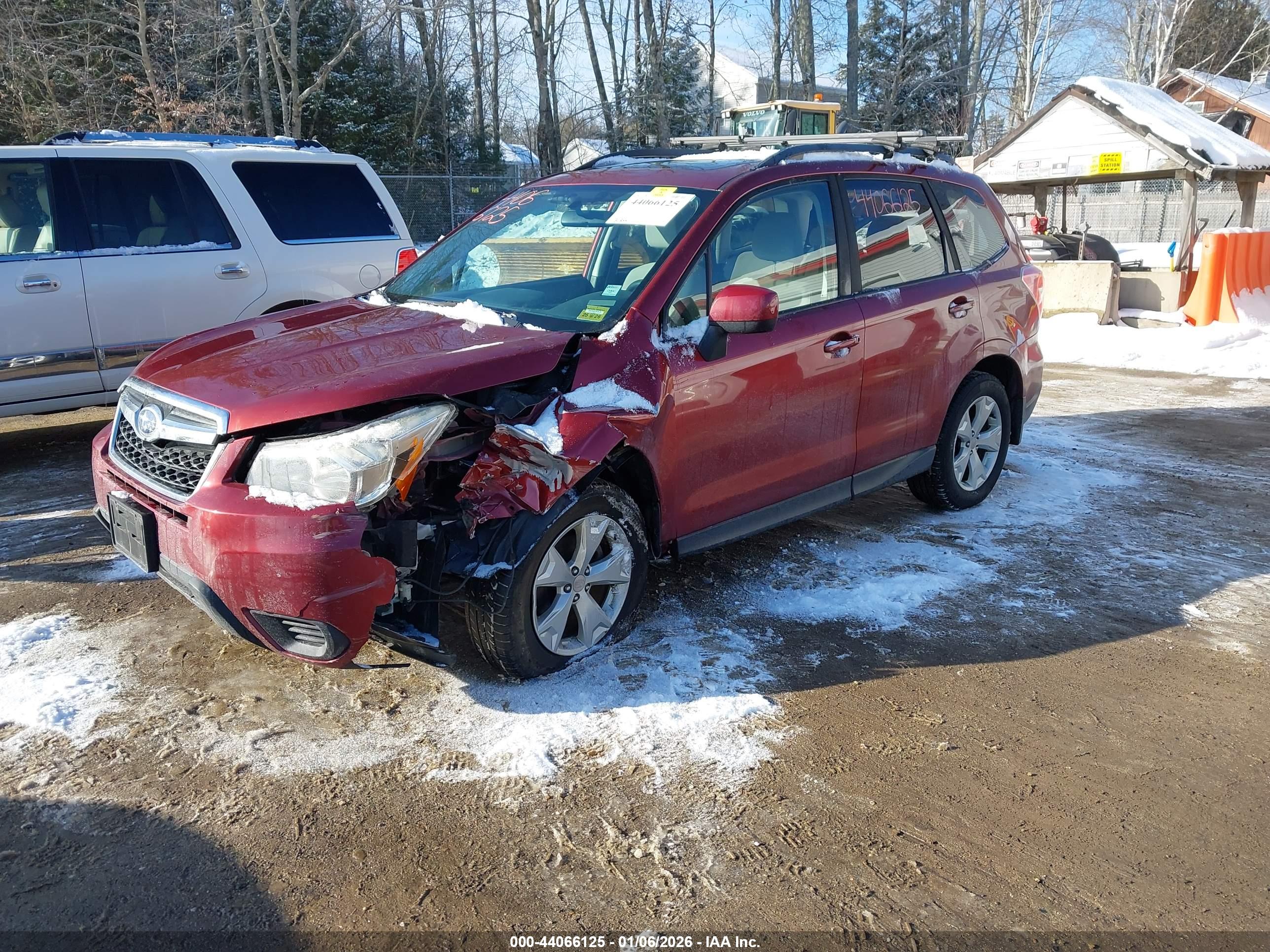 SUBARU FORESTER image 2