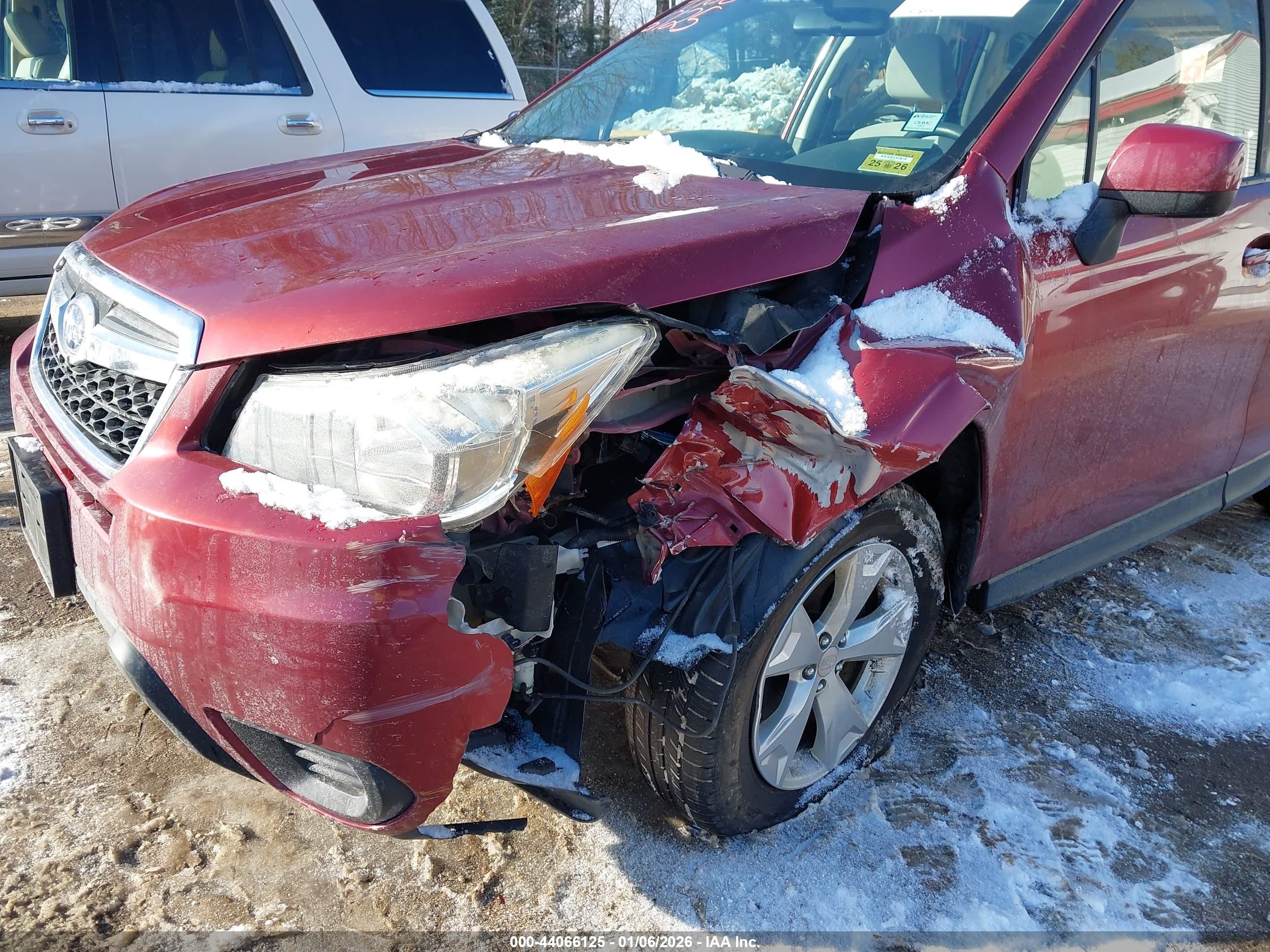 SUBARU FORESTER image 6