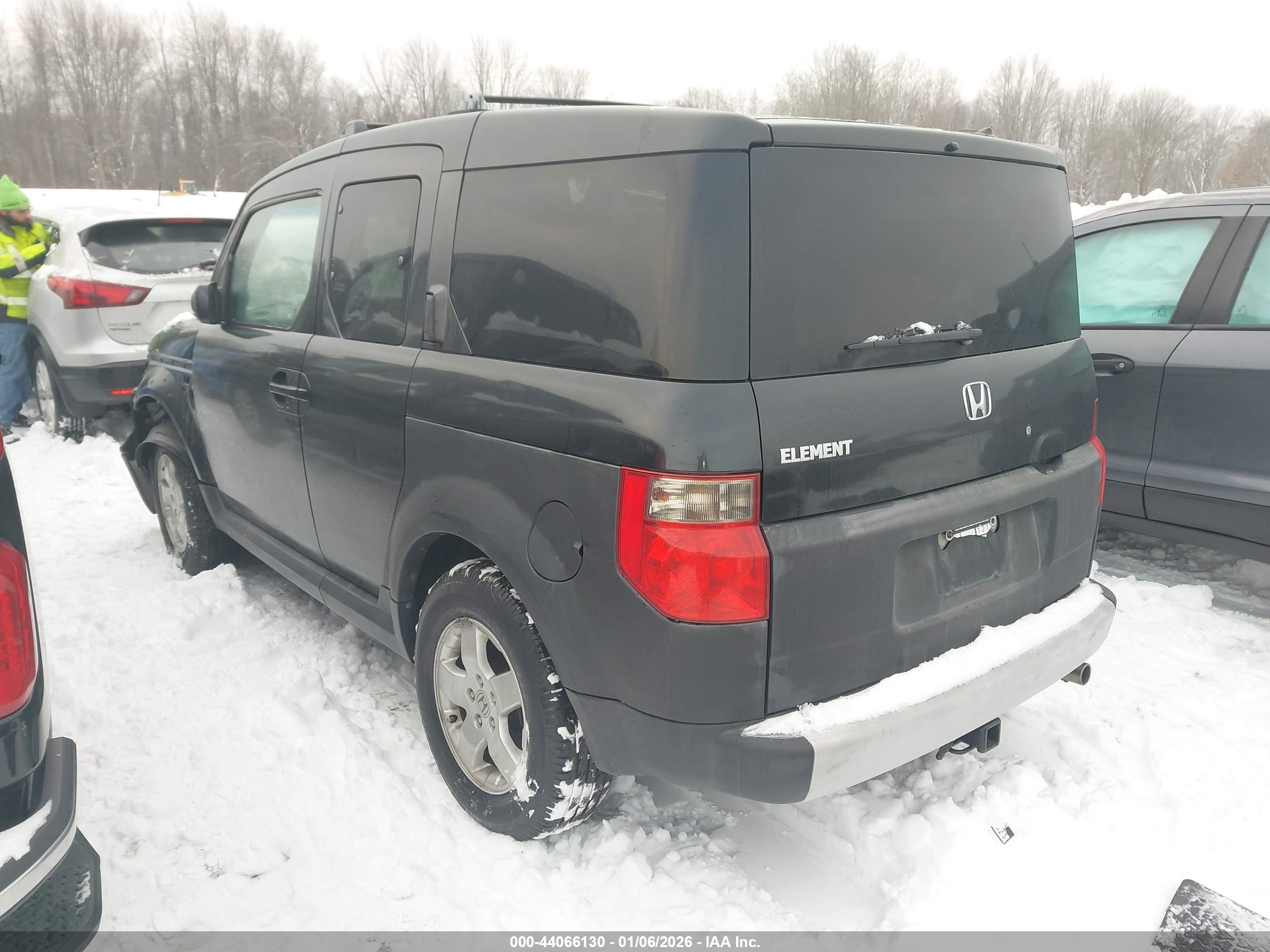 HONDA ELEMENT image 3