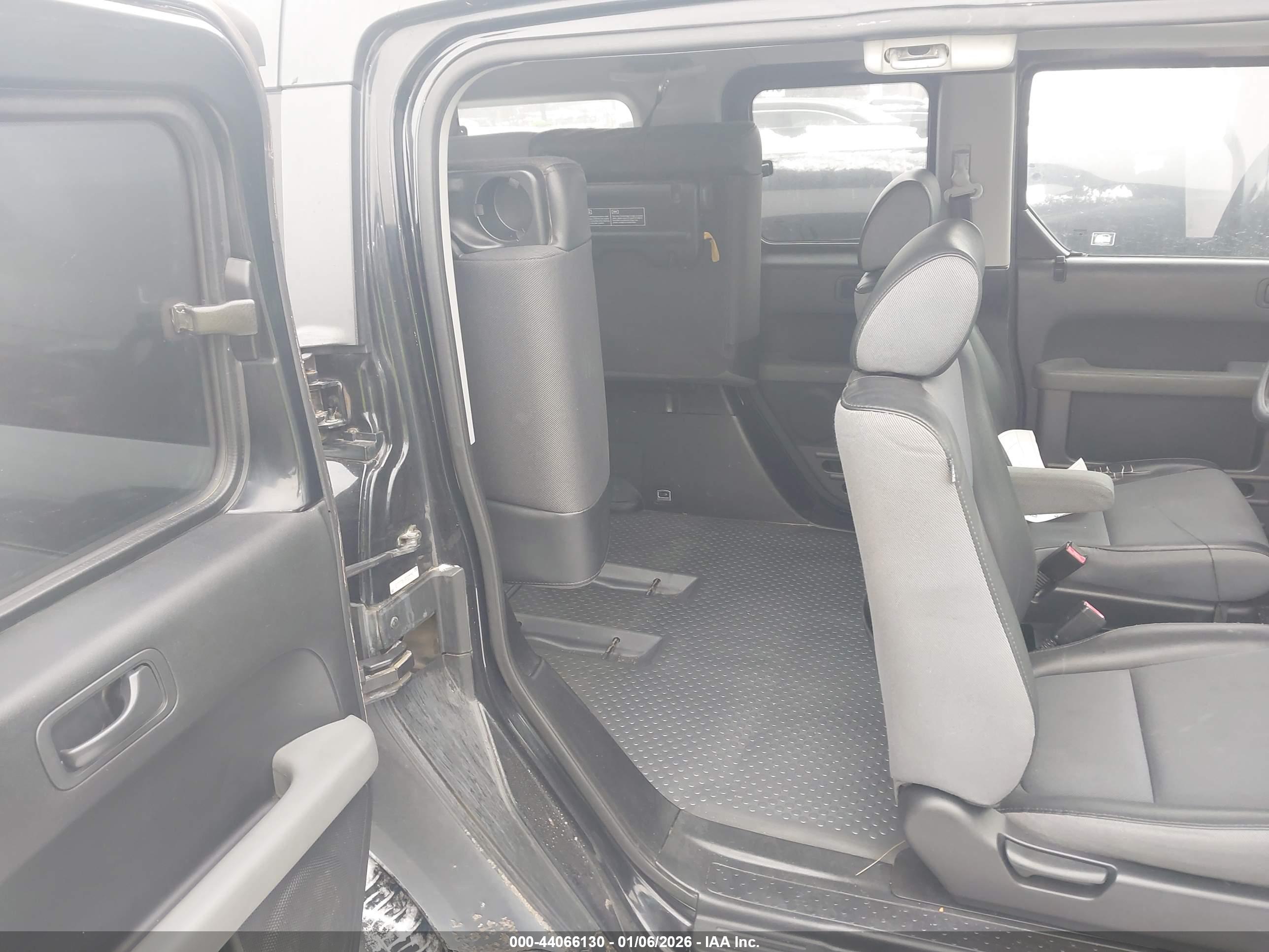 HONDA ELEMENT image 8