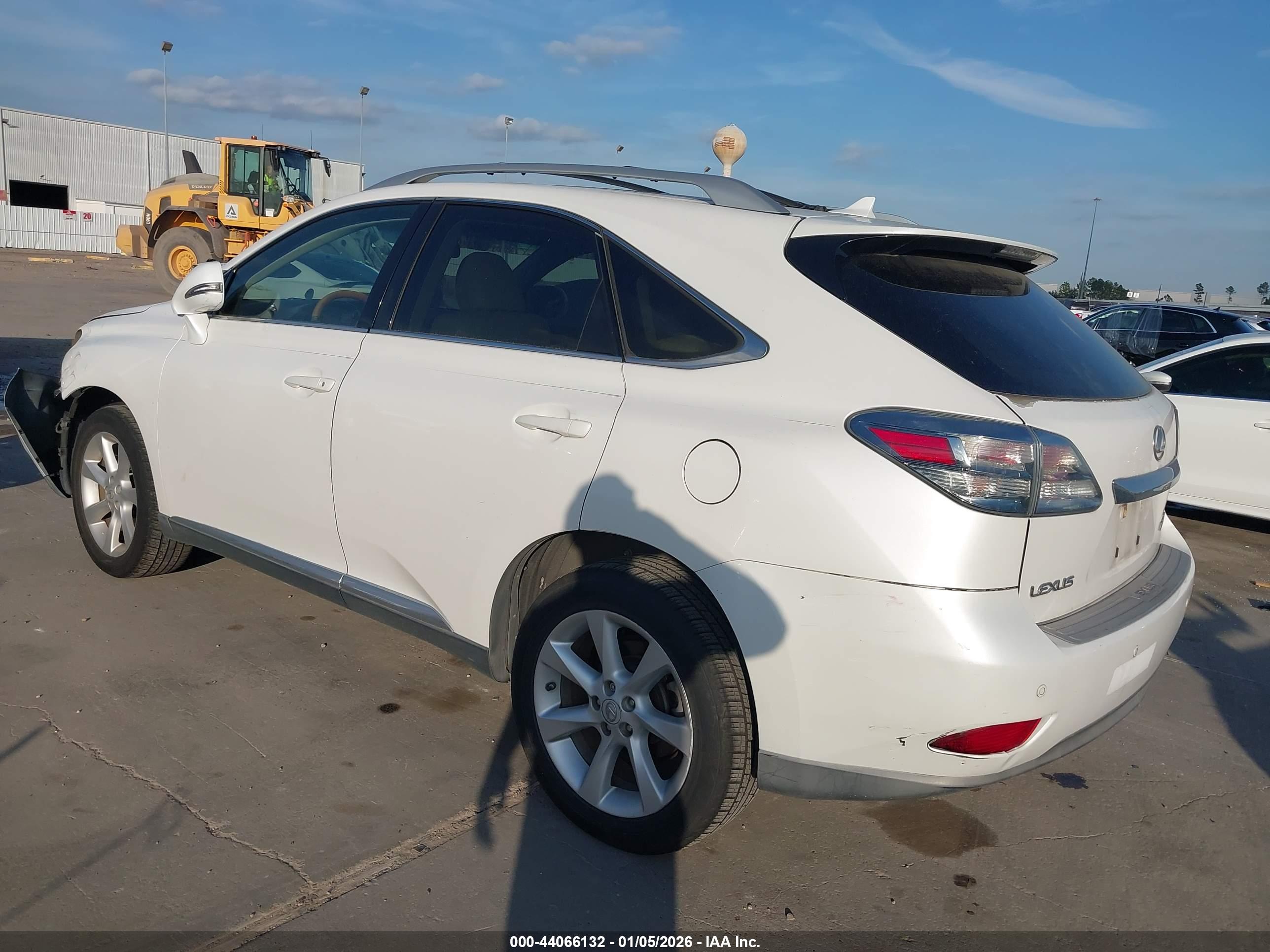 LEXUS RX image 3
