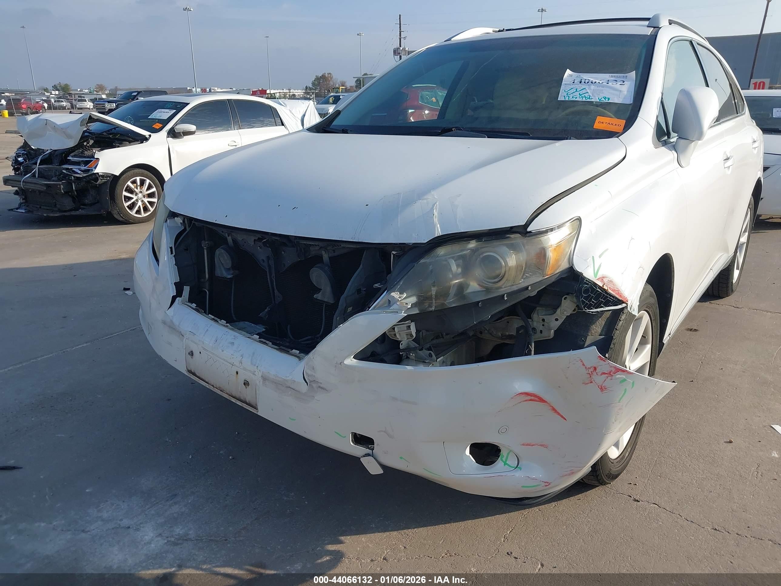 LEXUS RX image 6