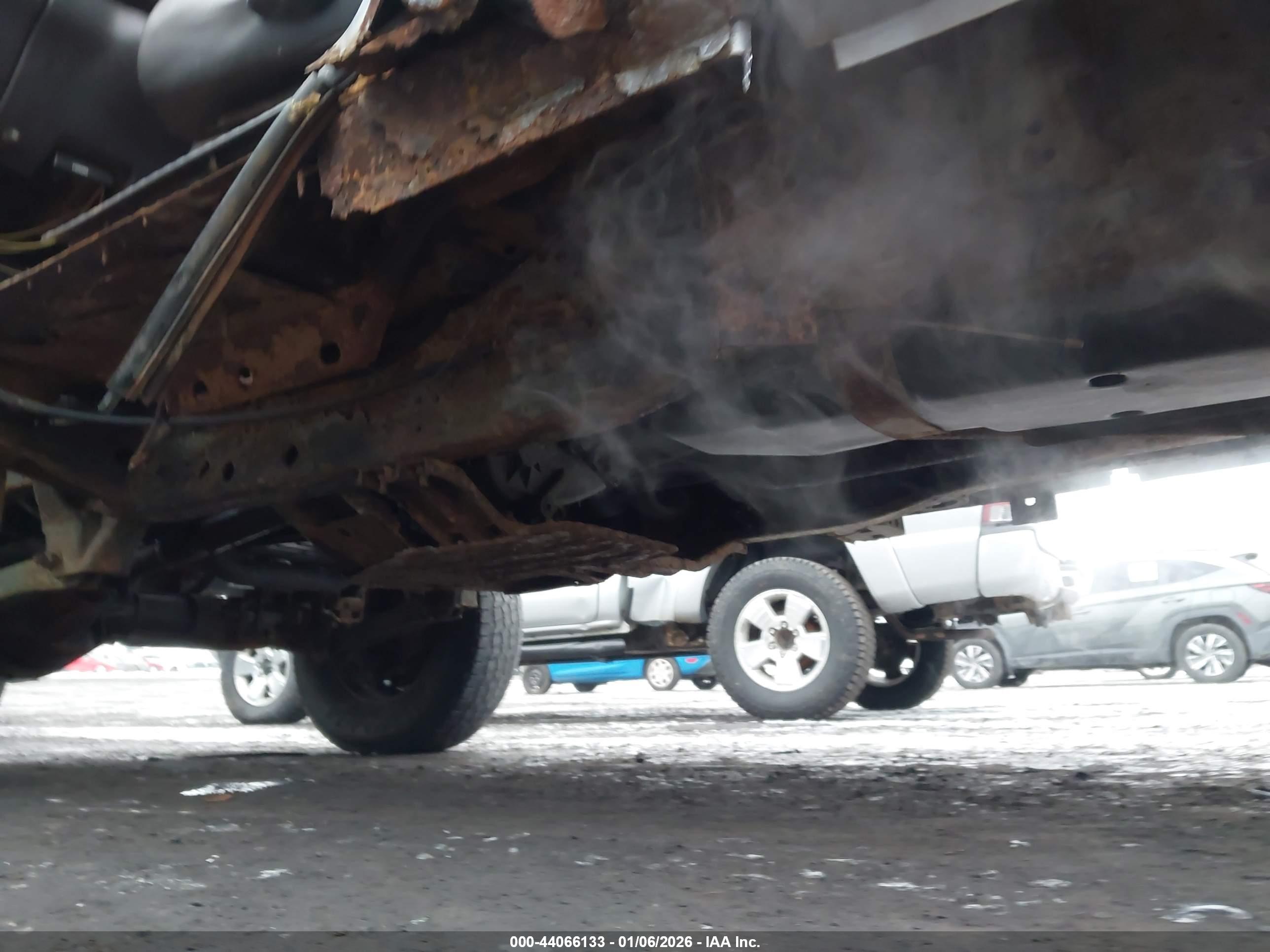 DODGE RAM image 6