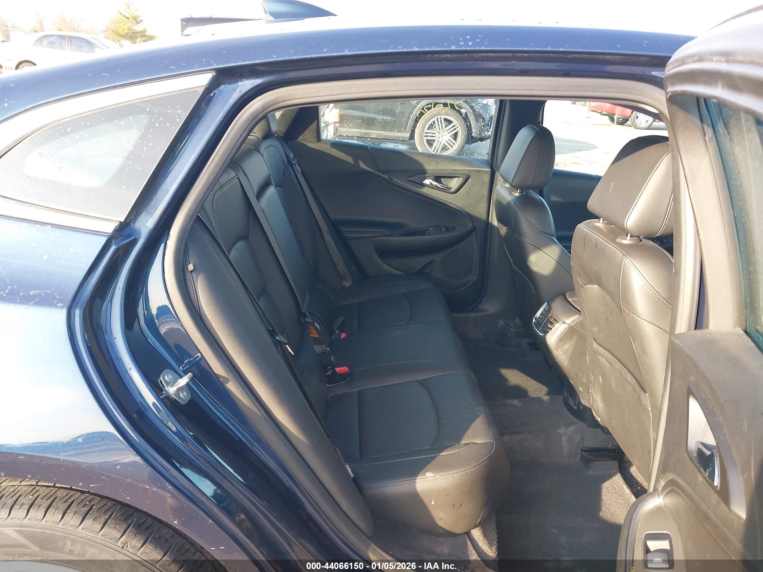 CHEVROLET MALIBU image 8