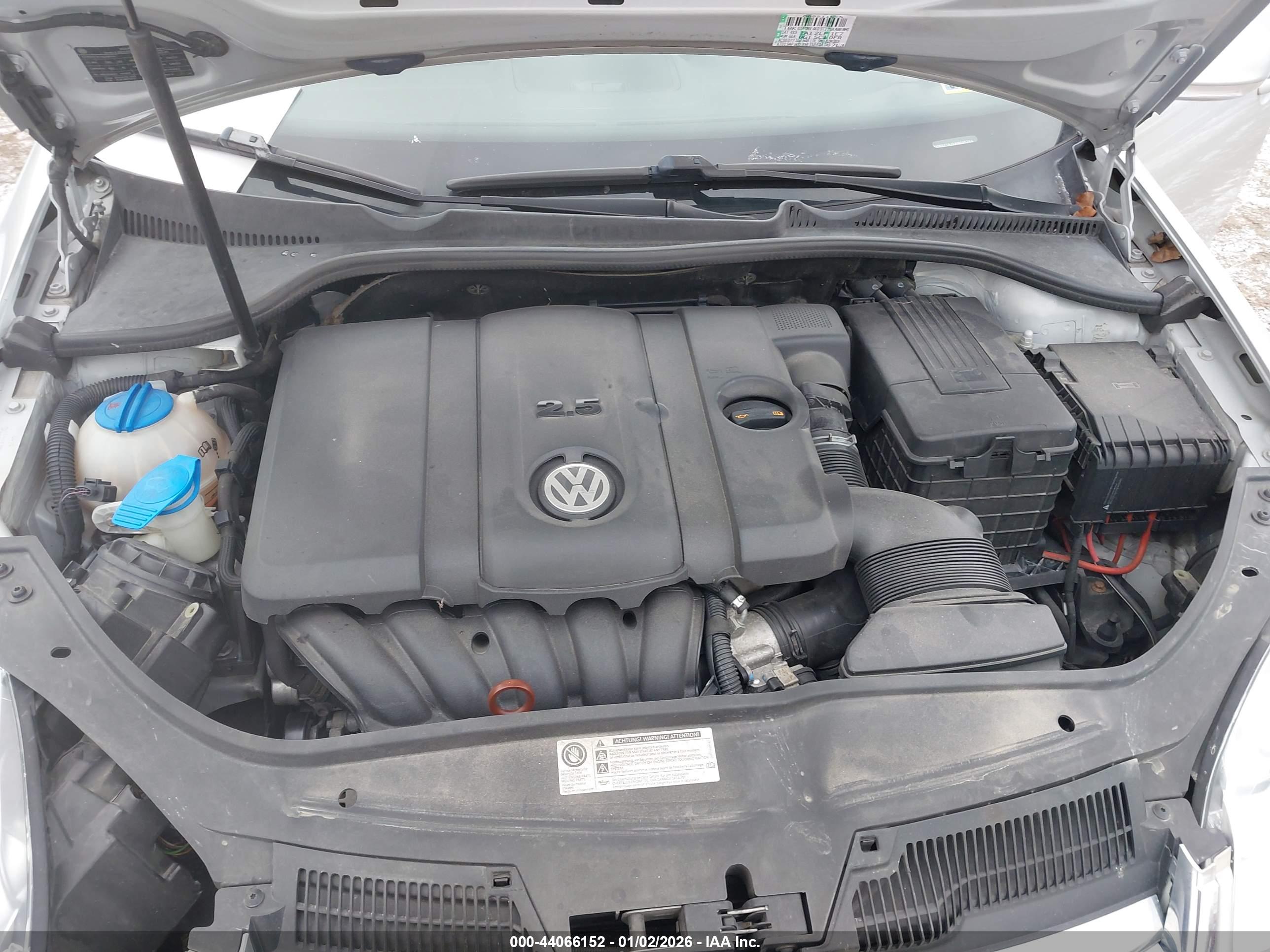 VOLKSWAGEN JETTA image 10