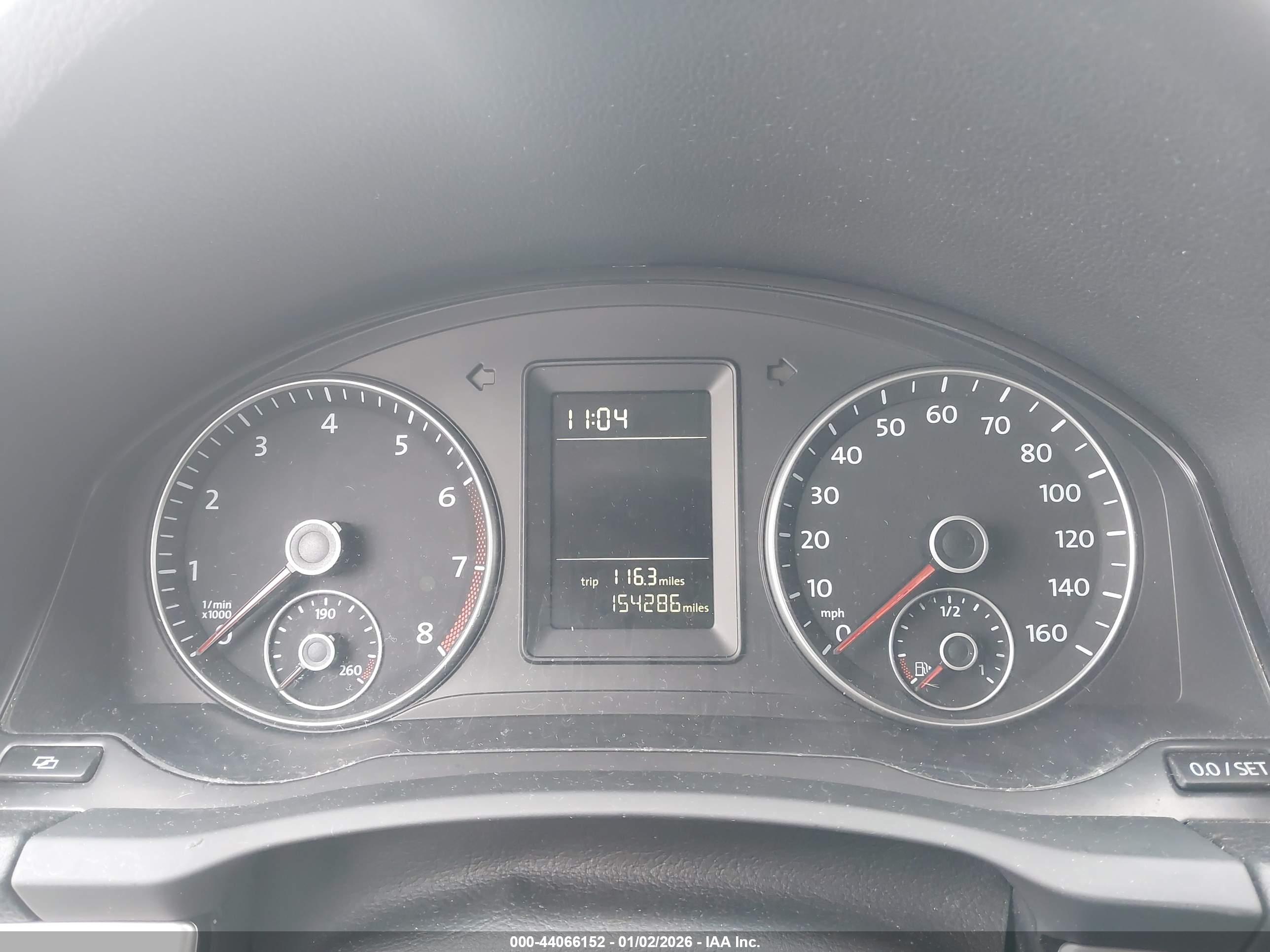 VOLKSWAGEN JETTA image 7