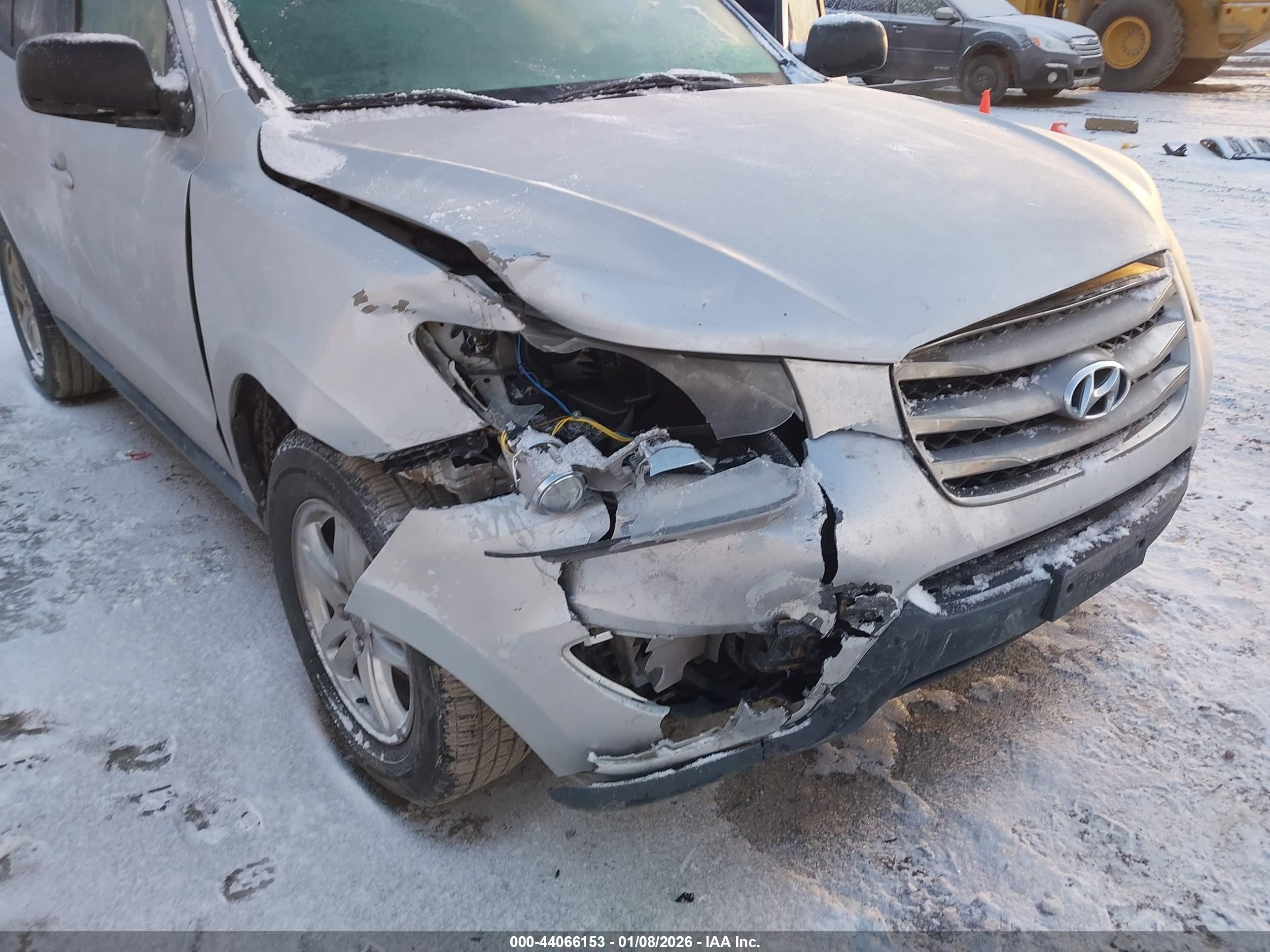 HYUNDAI SANTA image 6