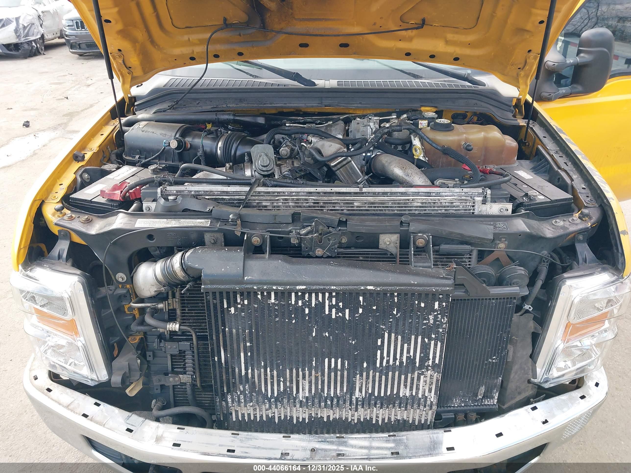 FORD F-350 image 10