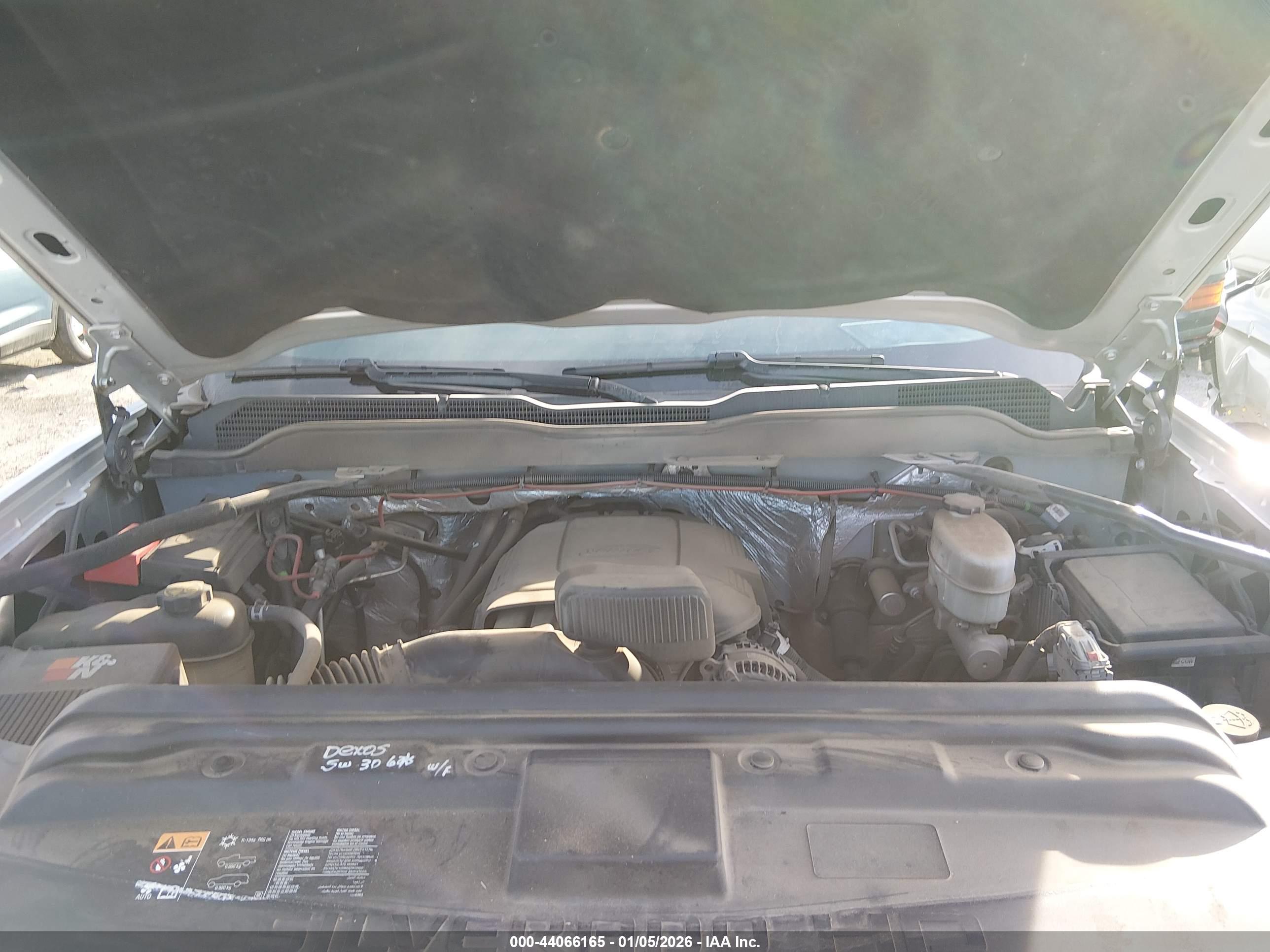 CHEVROLET SILVERADO image 10