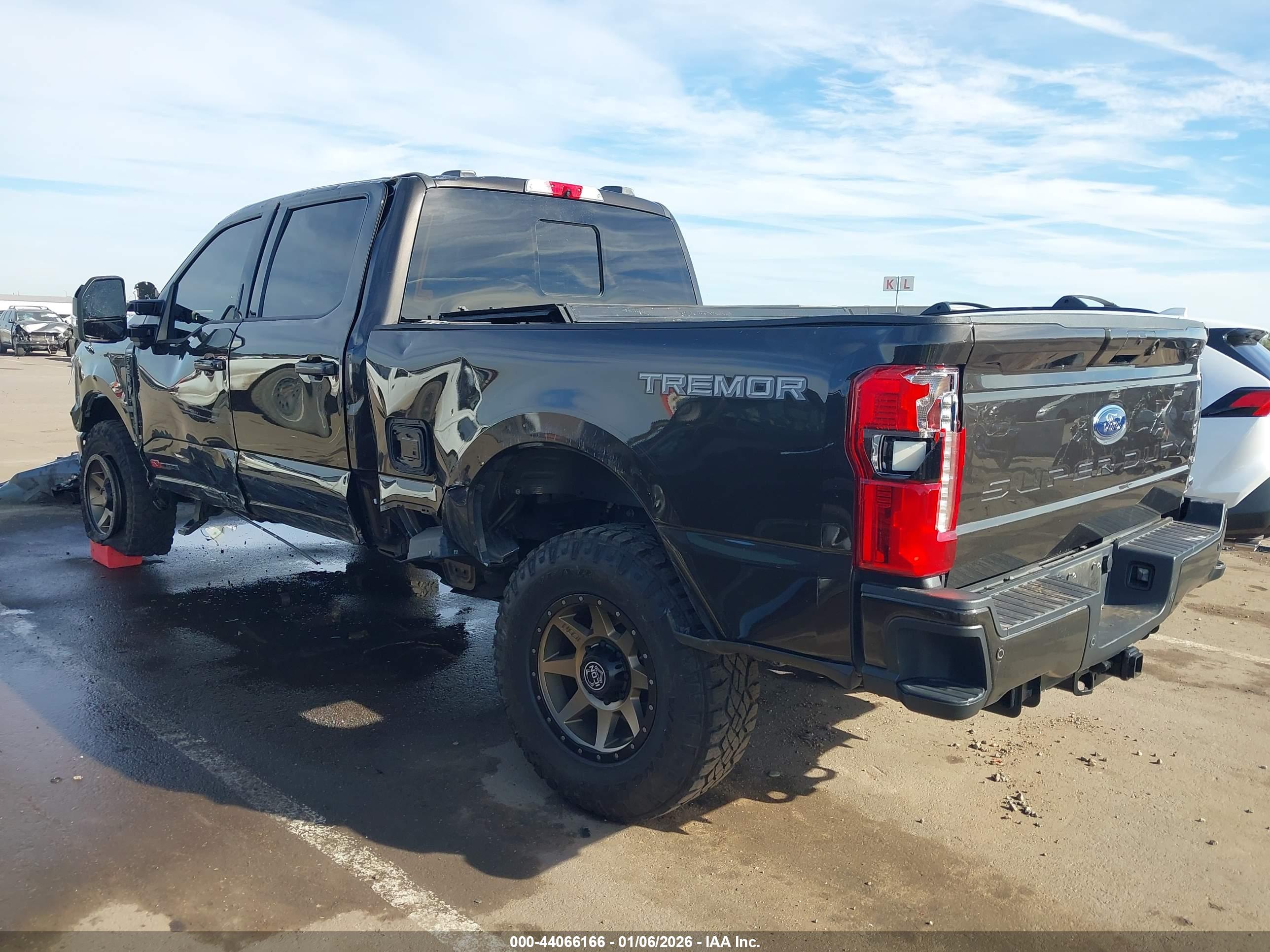 FORD F-250 image 3