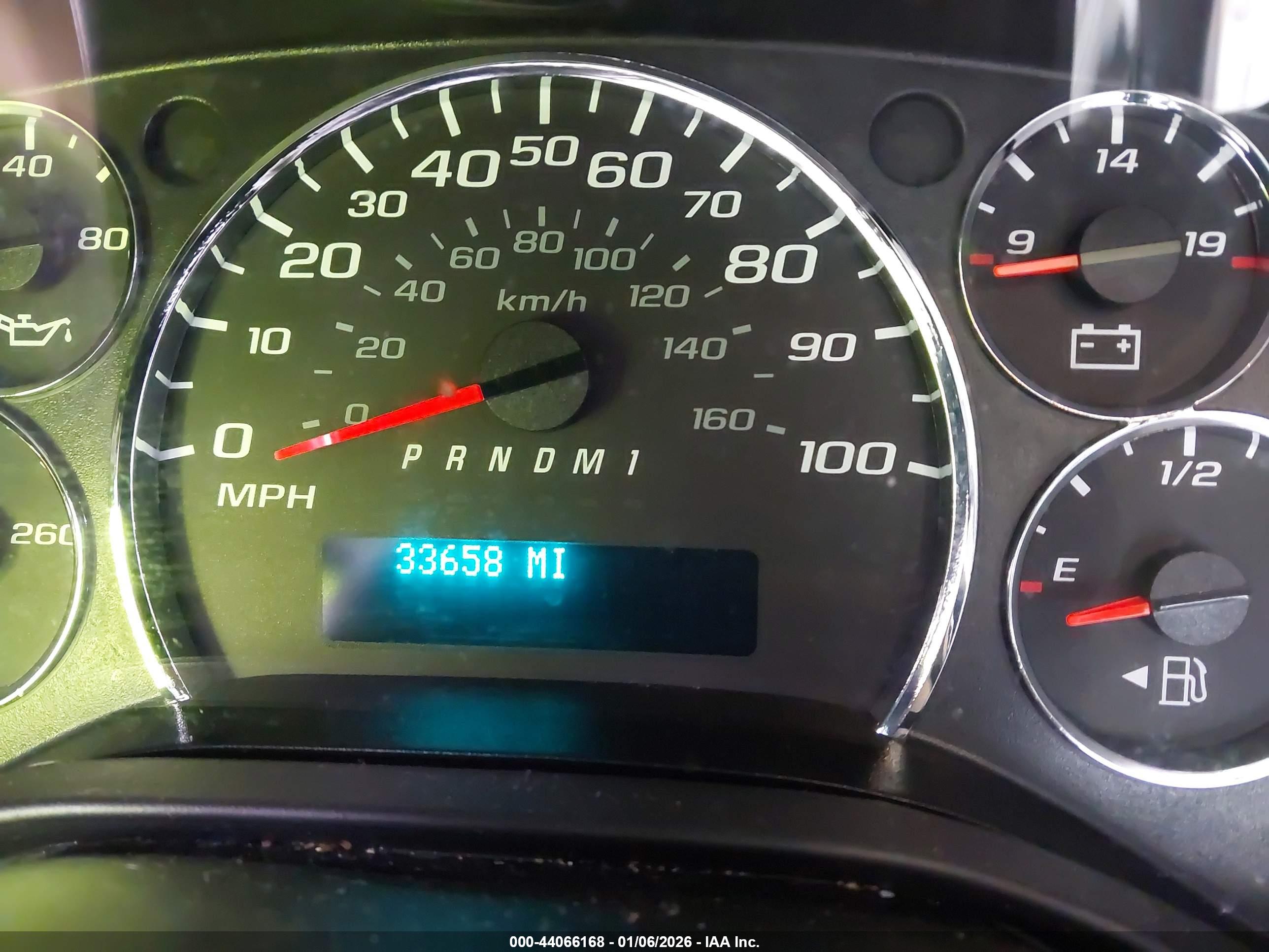 CHEVROLET EXPRESS image 7