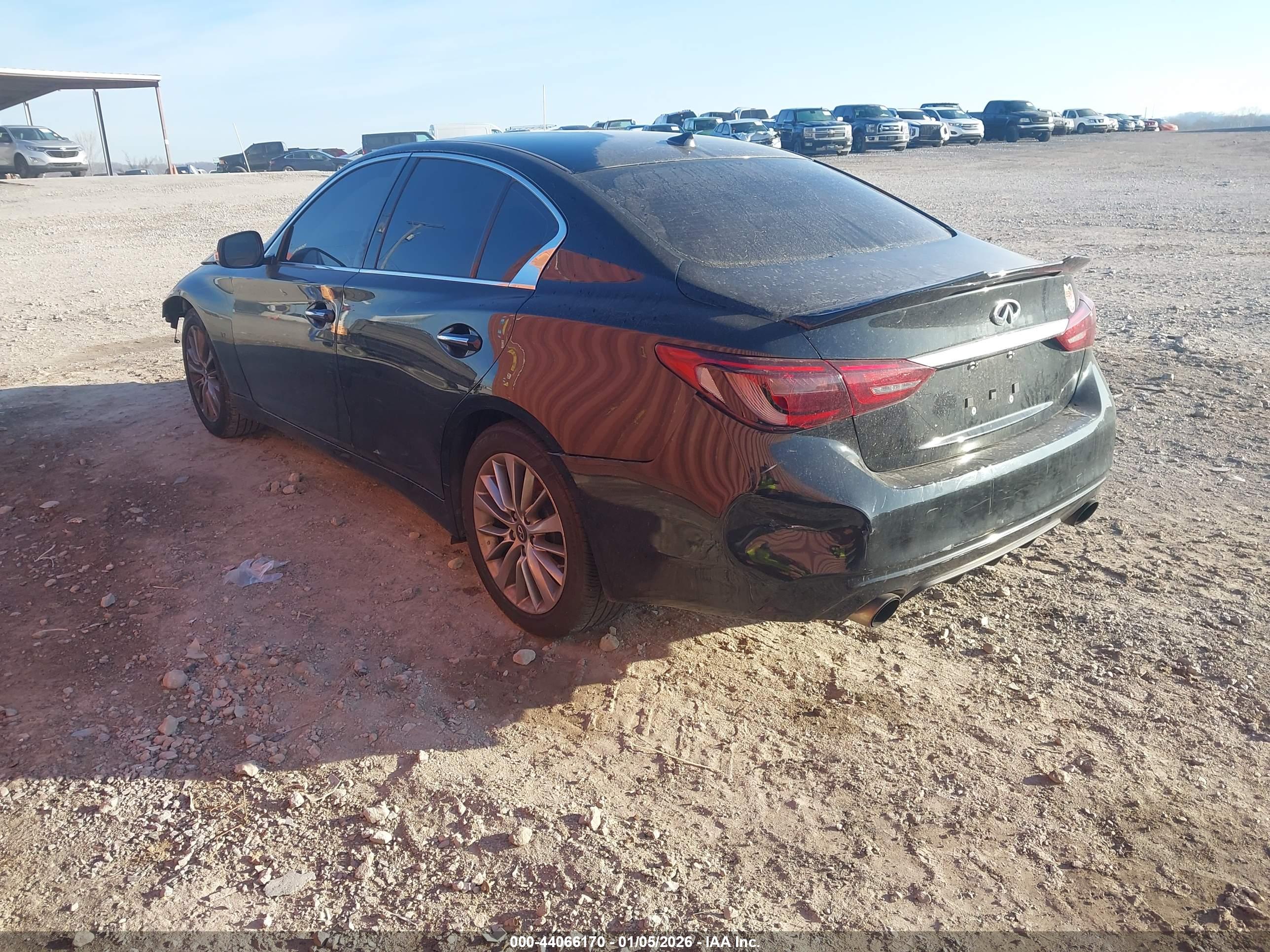 INFINITI Q50 image 3