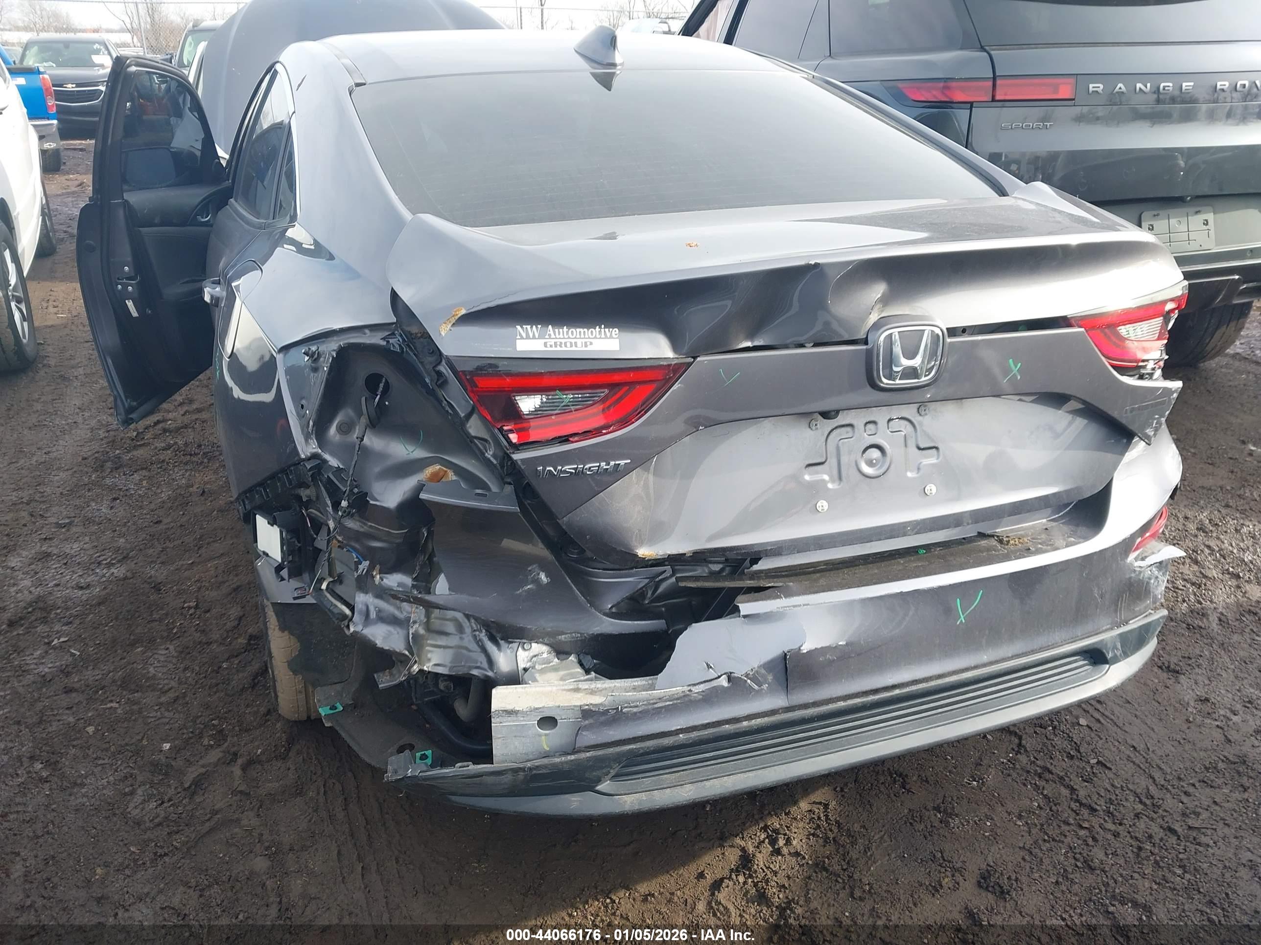 HONDA INSIGHT image 6