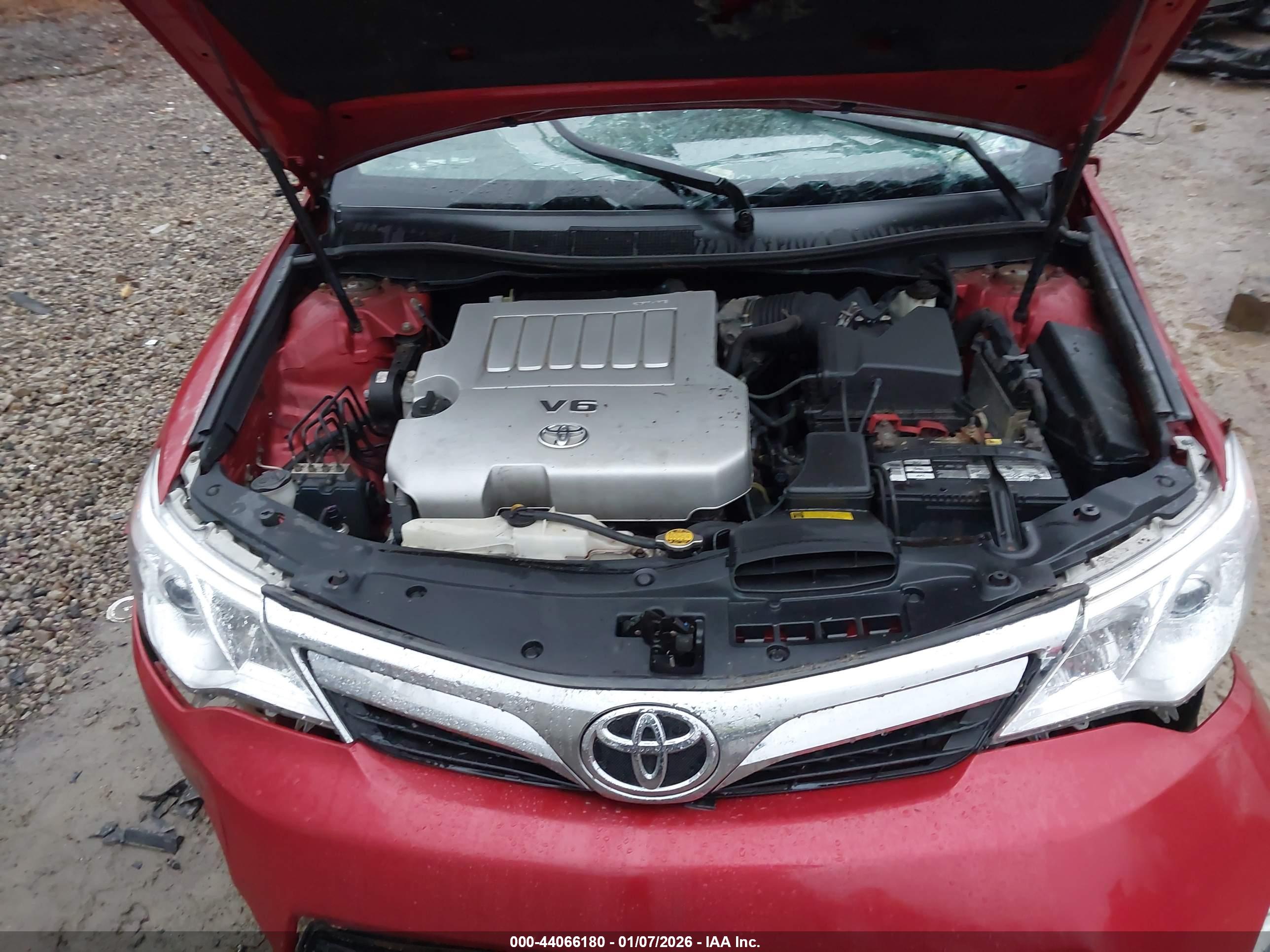 TOYOTA CAMRY image 10