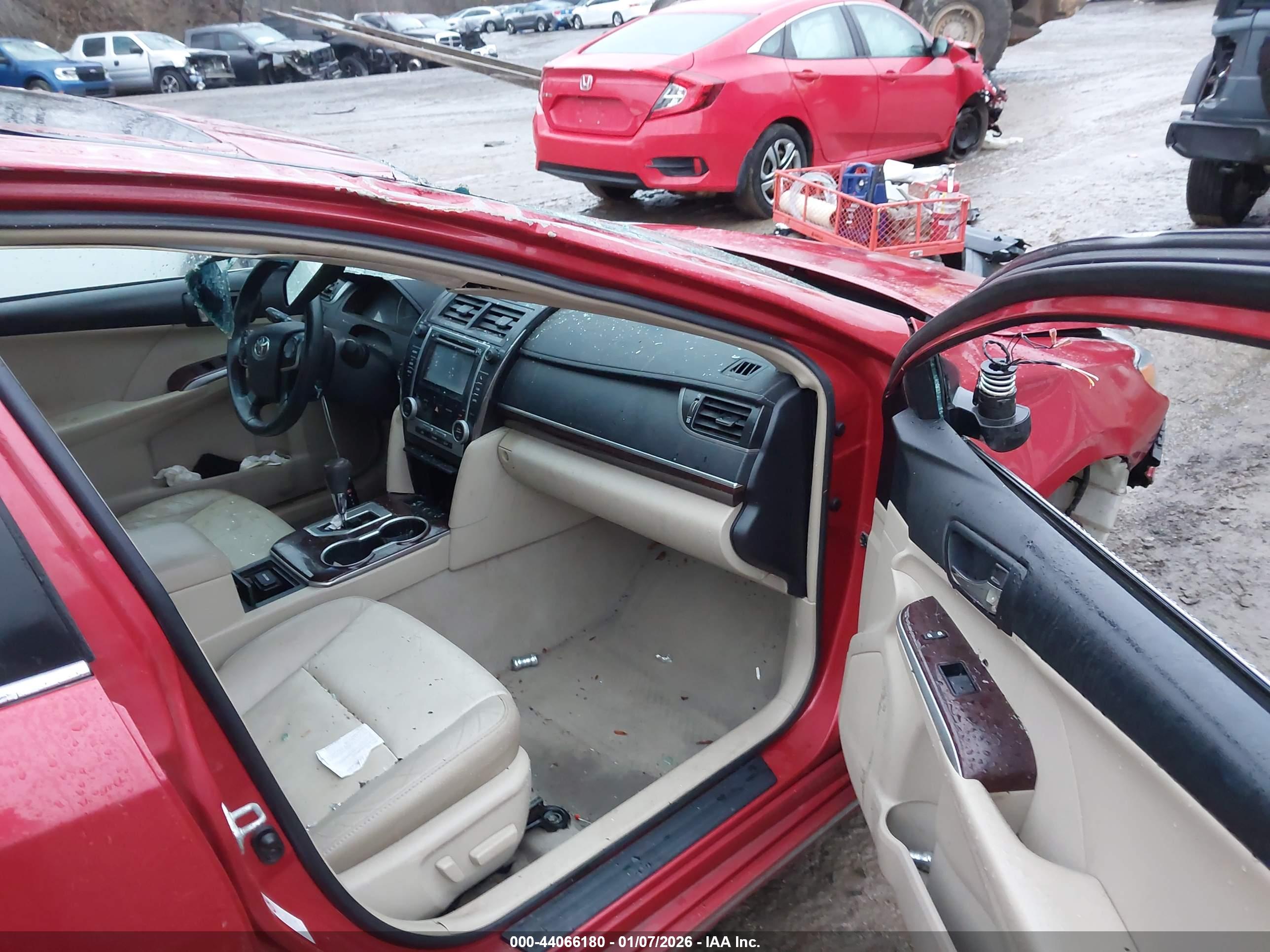 TOYOTA CAMRY image 5