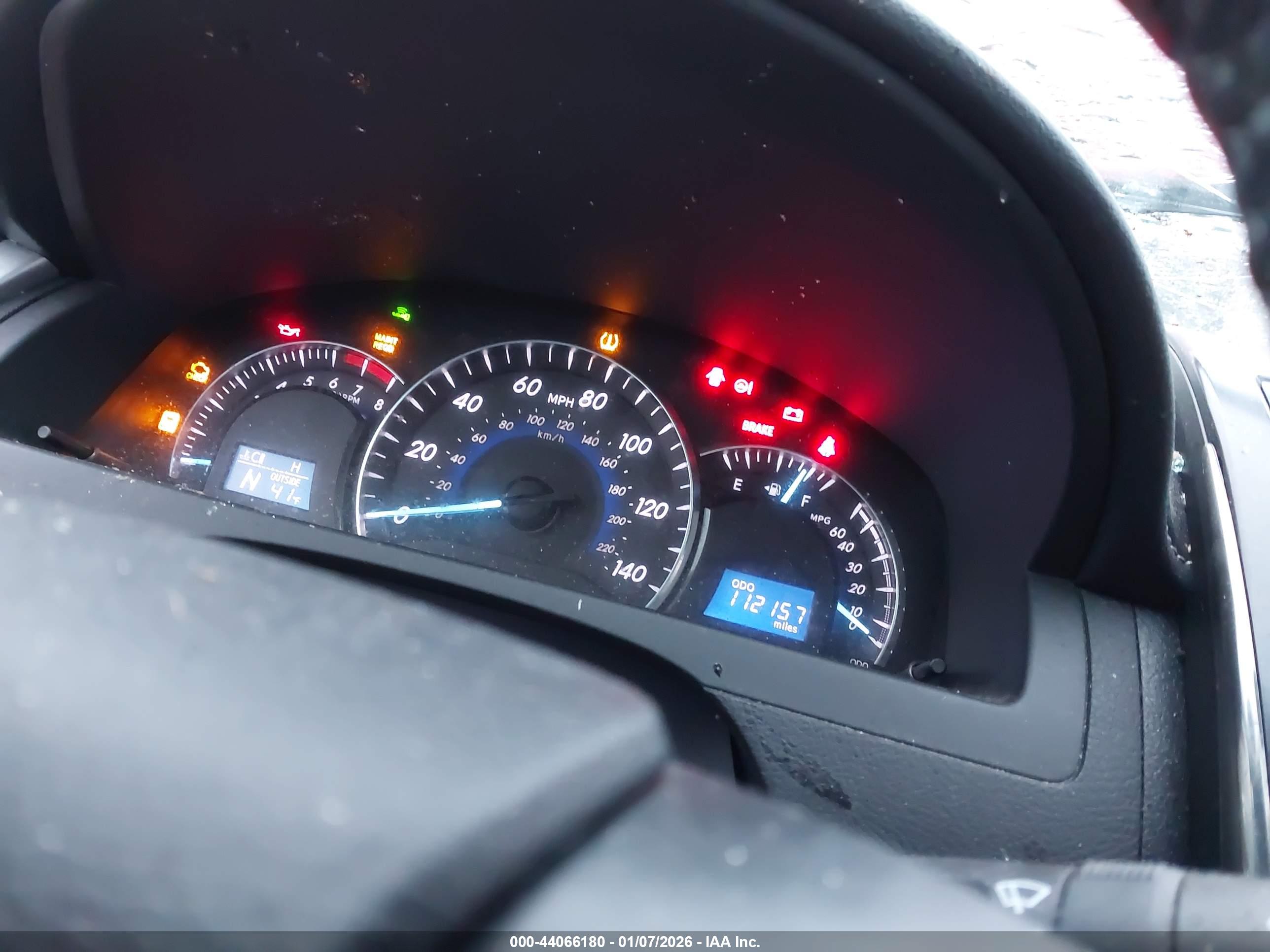 TOYOTA CAMRY image 7