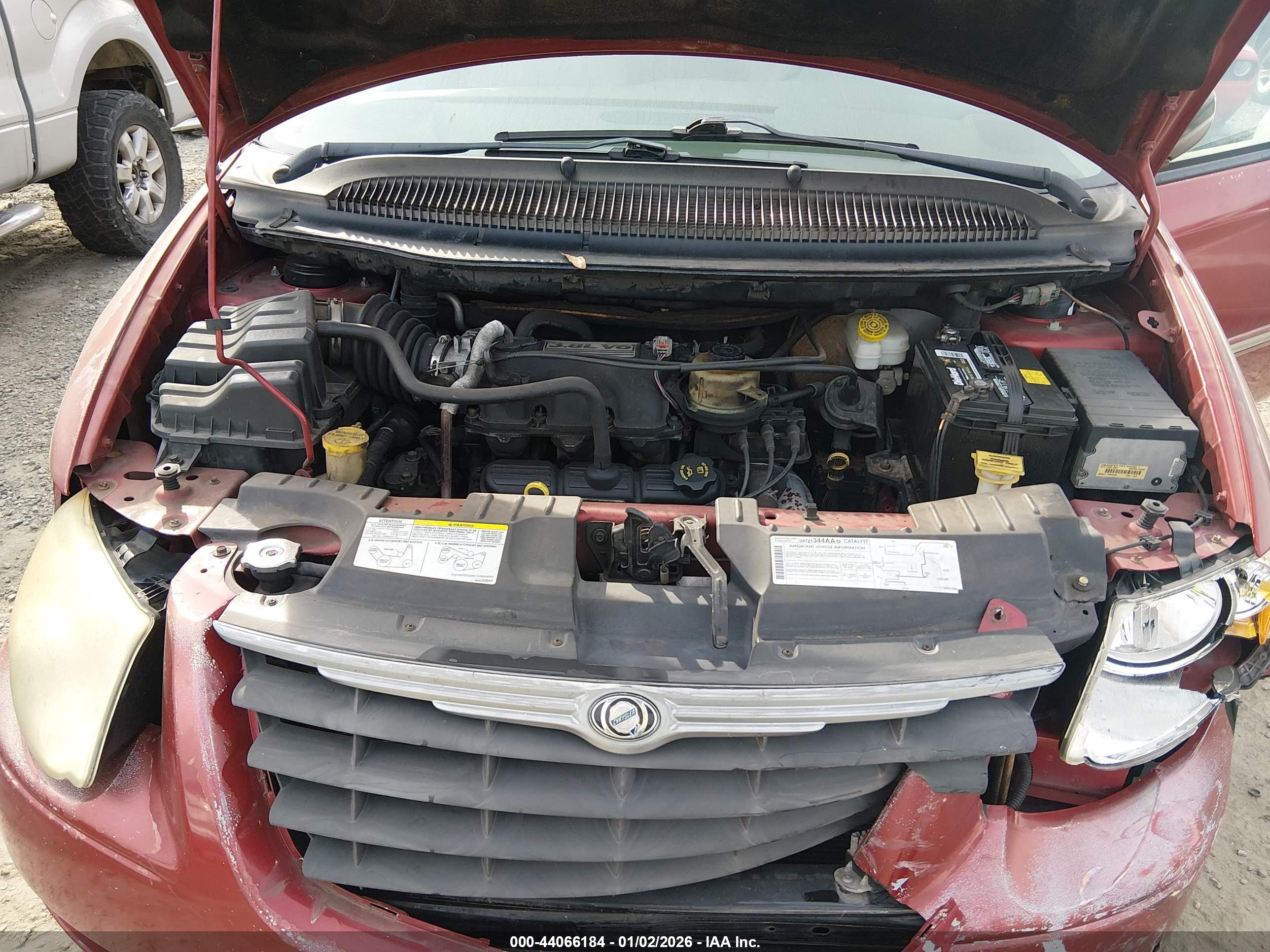 CHRYSLER TOWN image 10