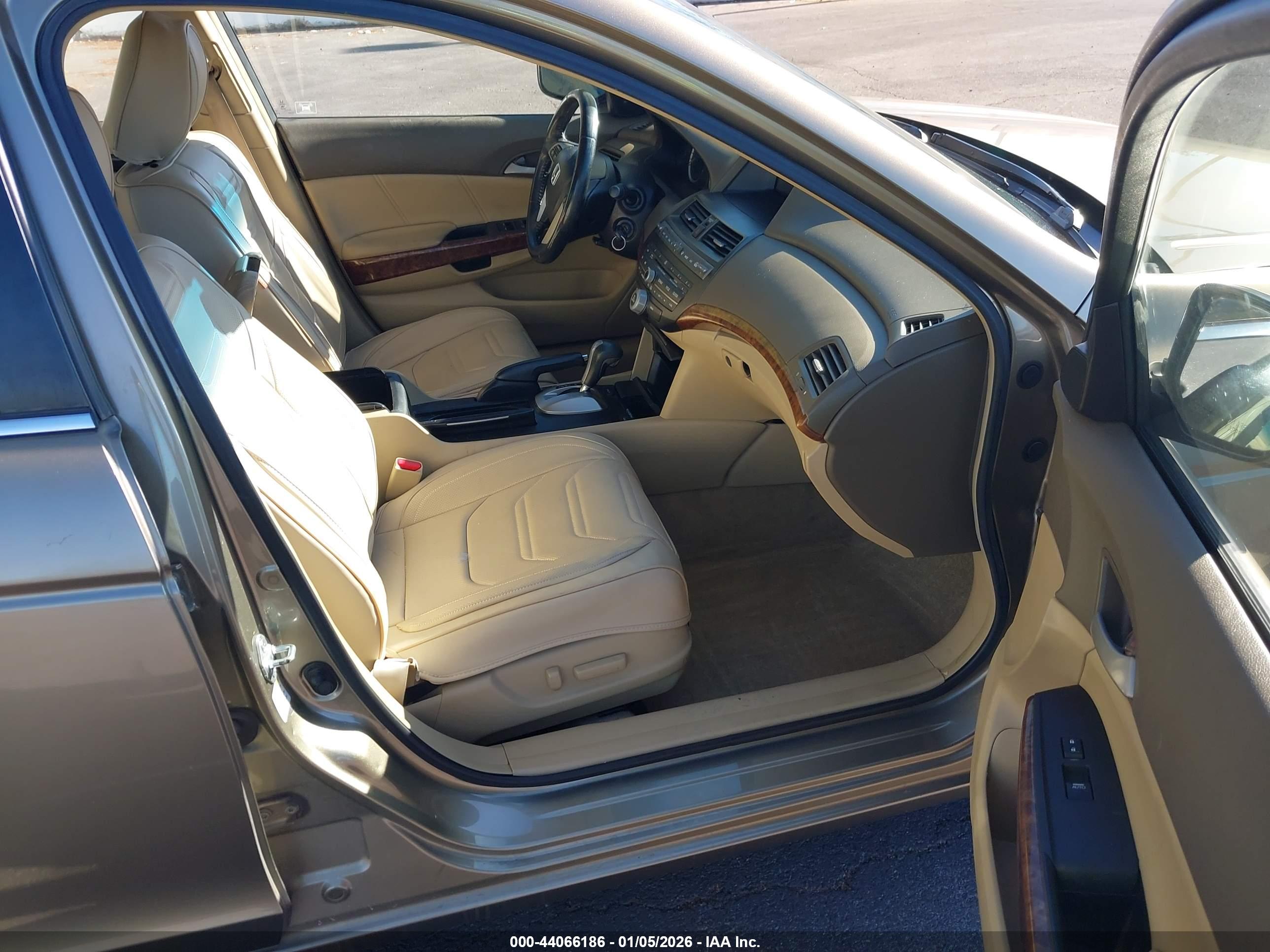 HONDA ACCORD image 5