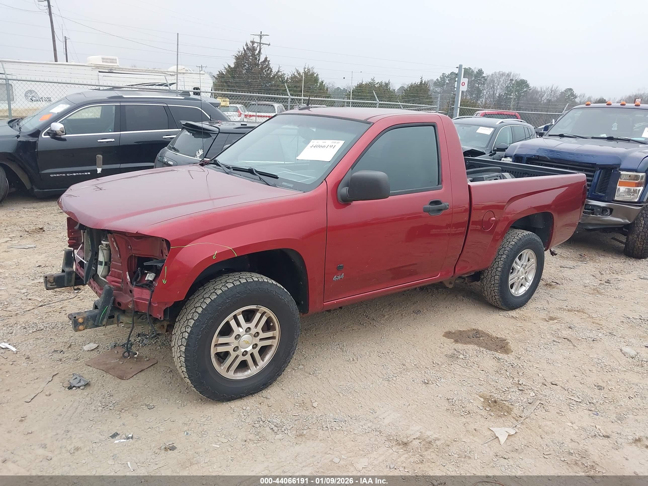 CHEVROLET COLORADO image 2