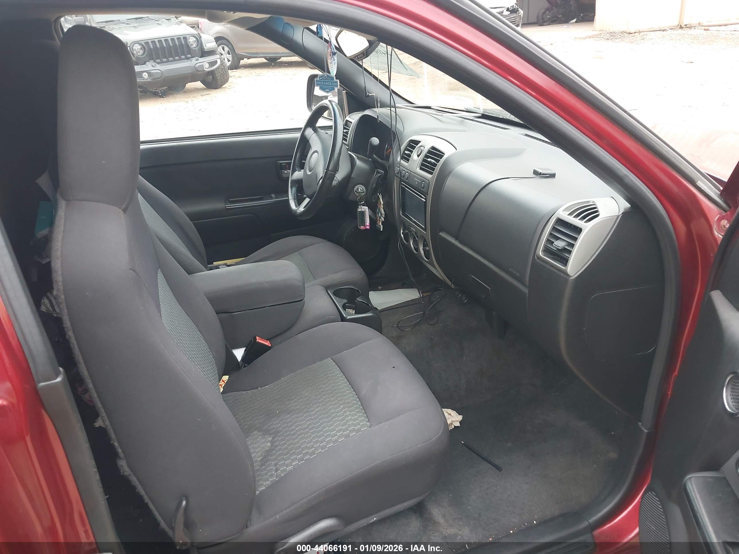 CHEVROLET COLORADO image 5