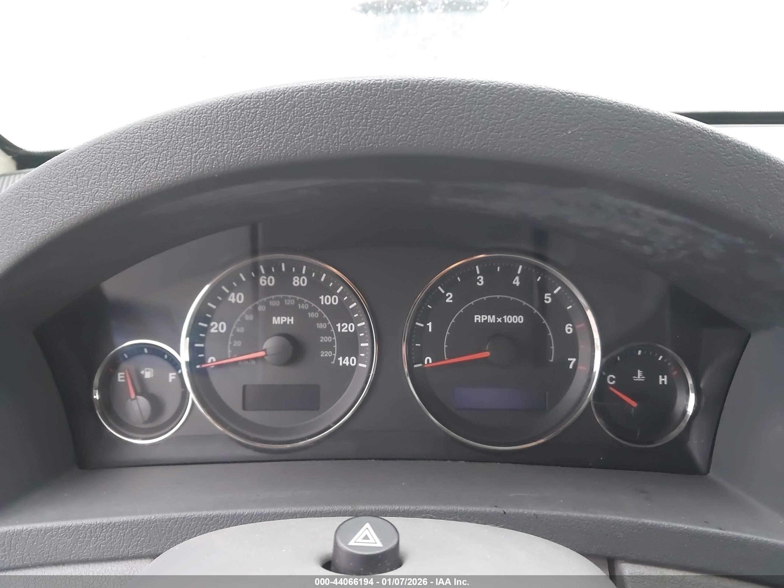 JEEP GRAND image 7