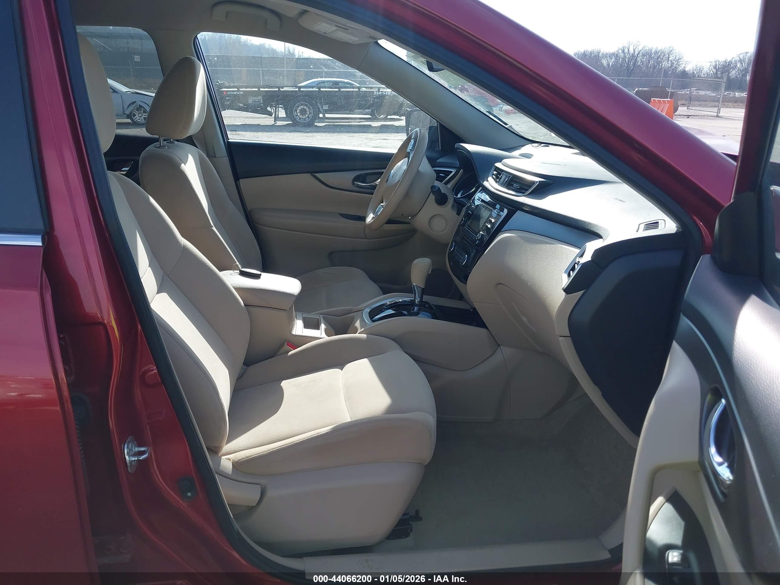NISSAN ROGUE image 5