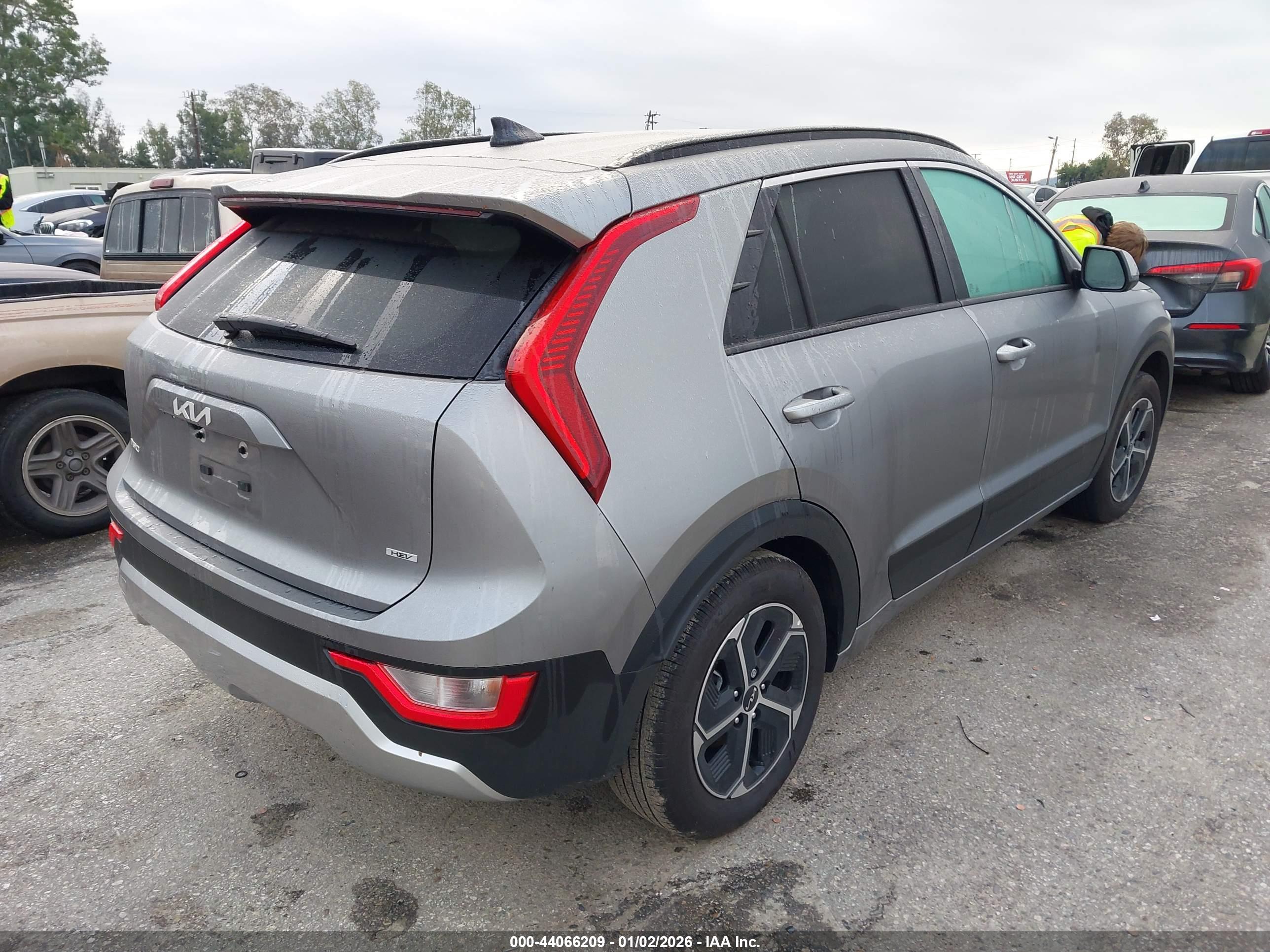 KIA NIRO image 4