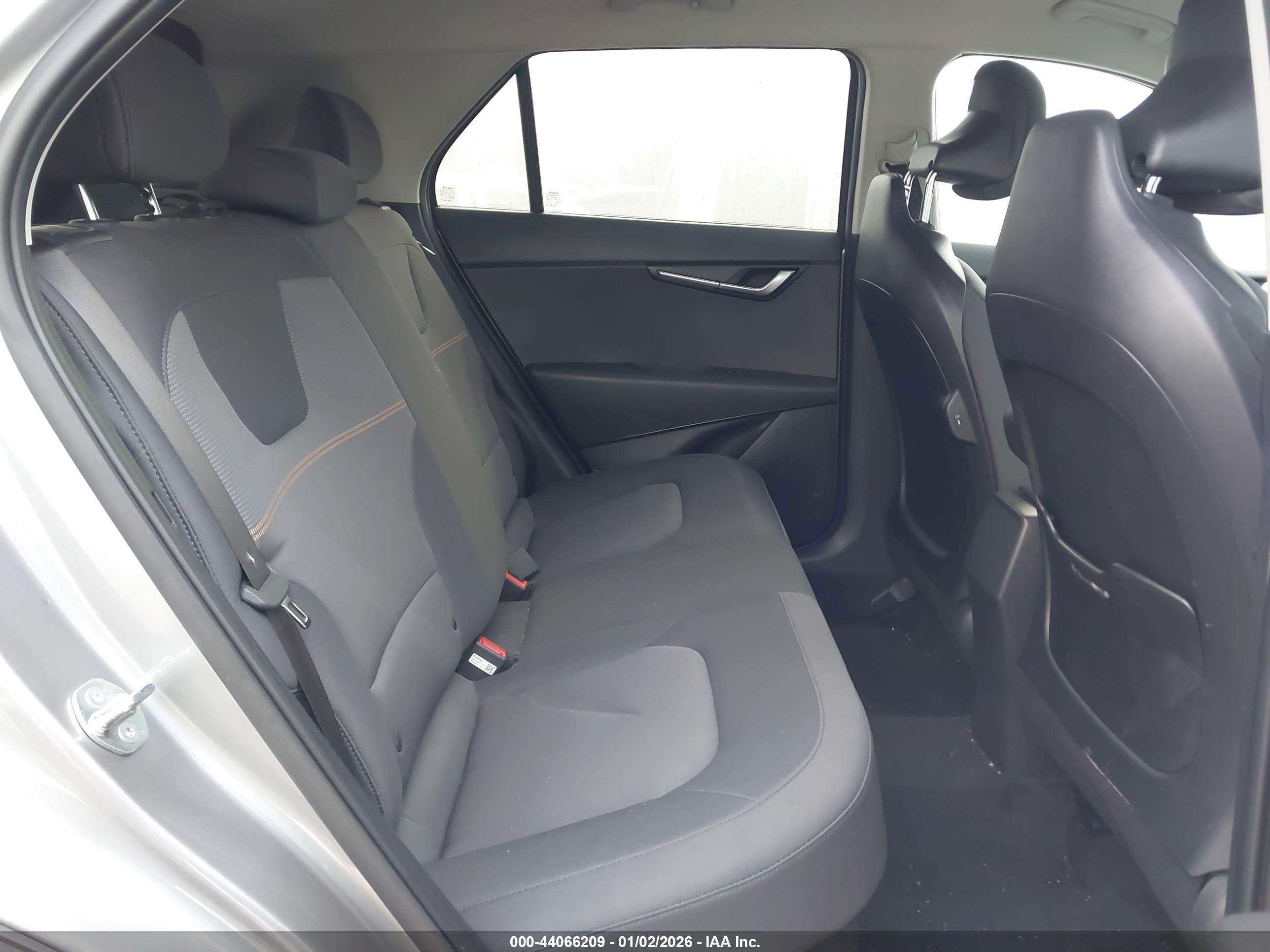 KIA NIRO image 8
