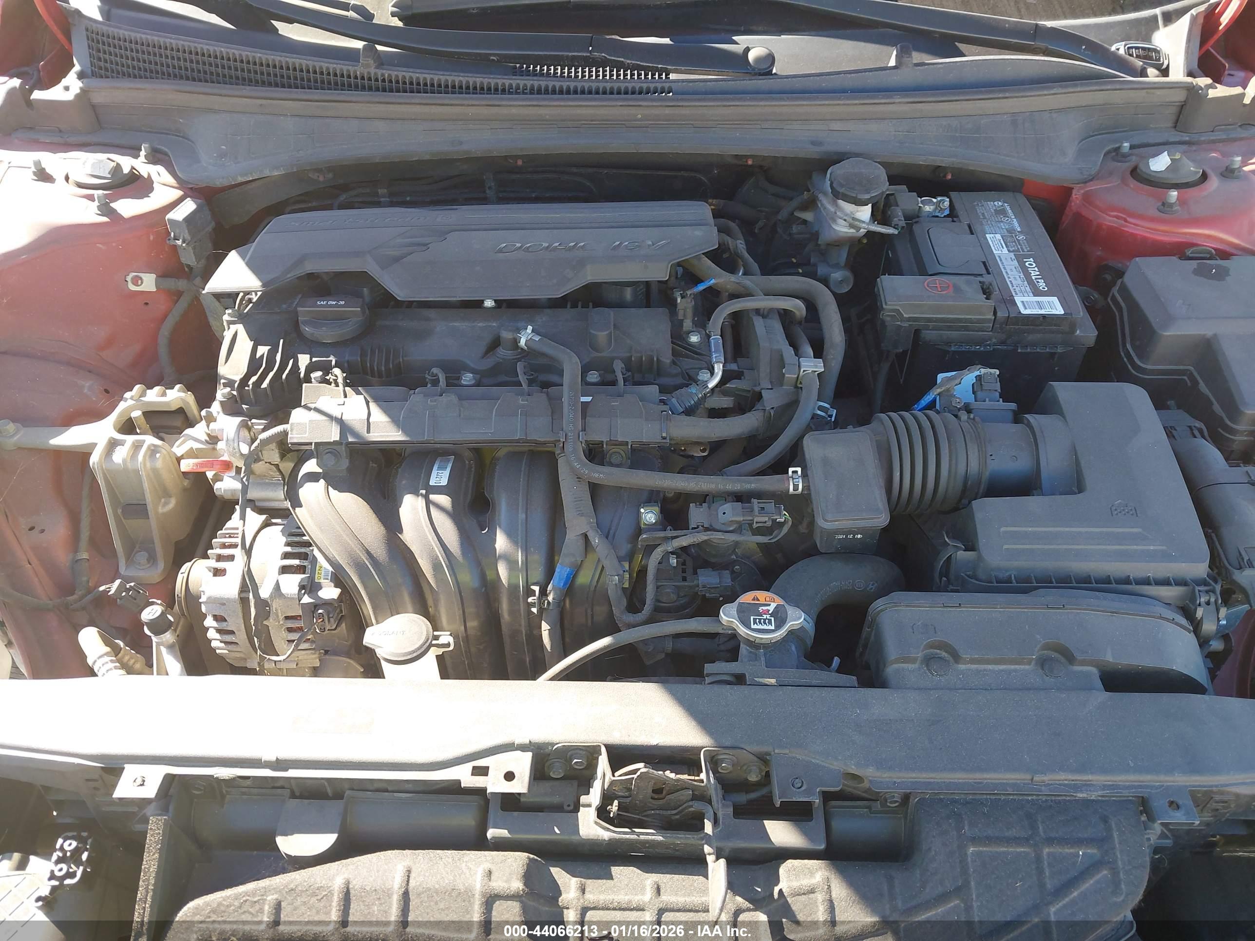 HYUNDAI ELANTRA image 10