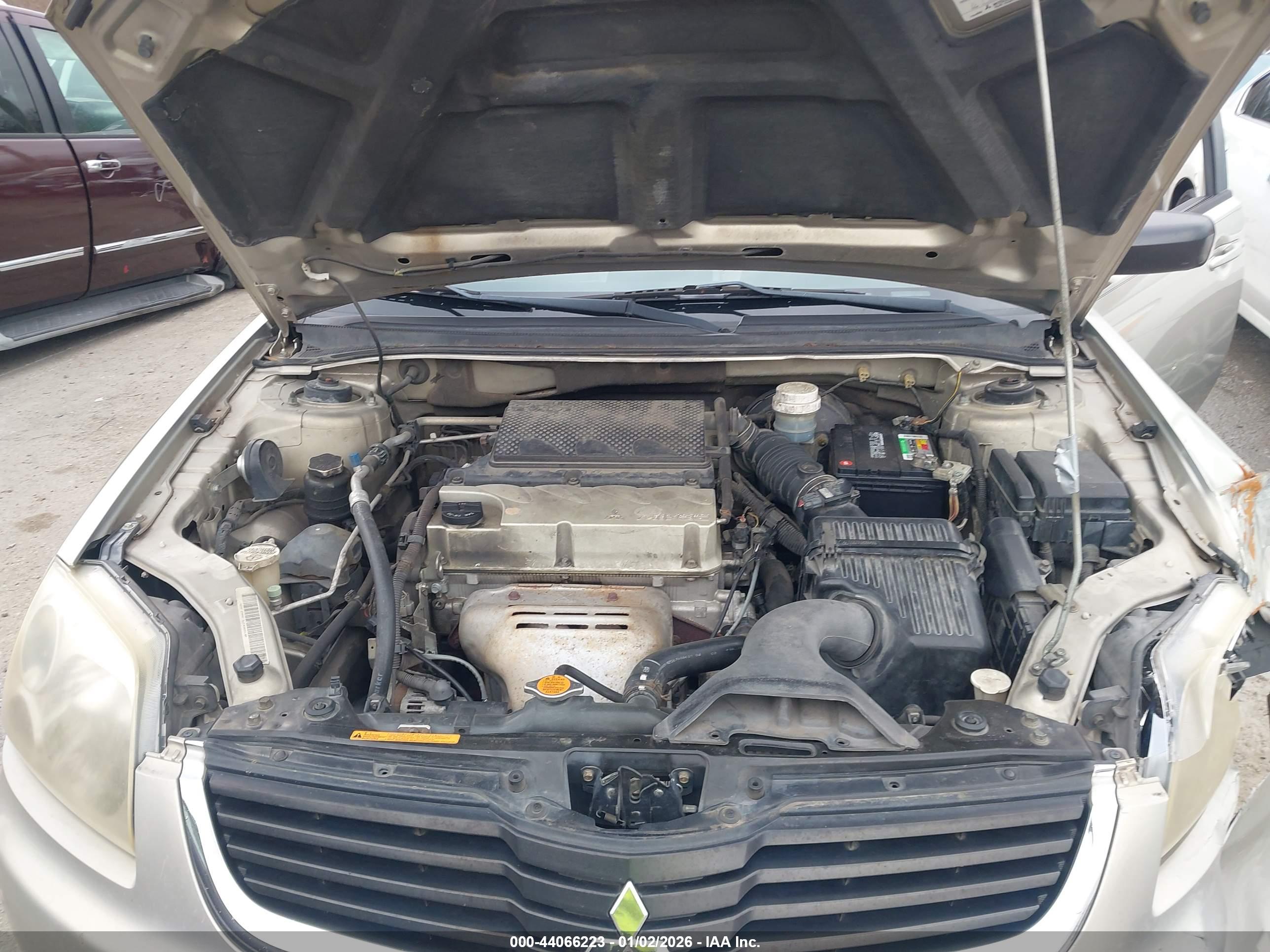 MITSUBISHI GALANT image 10