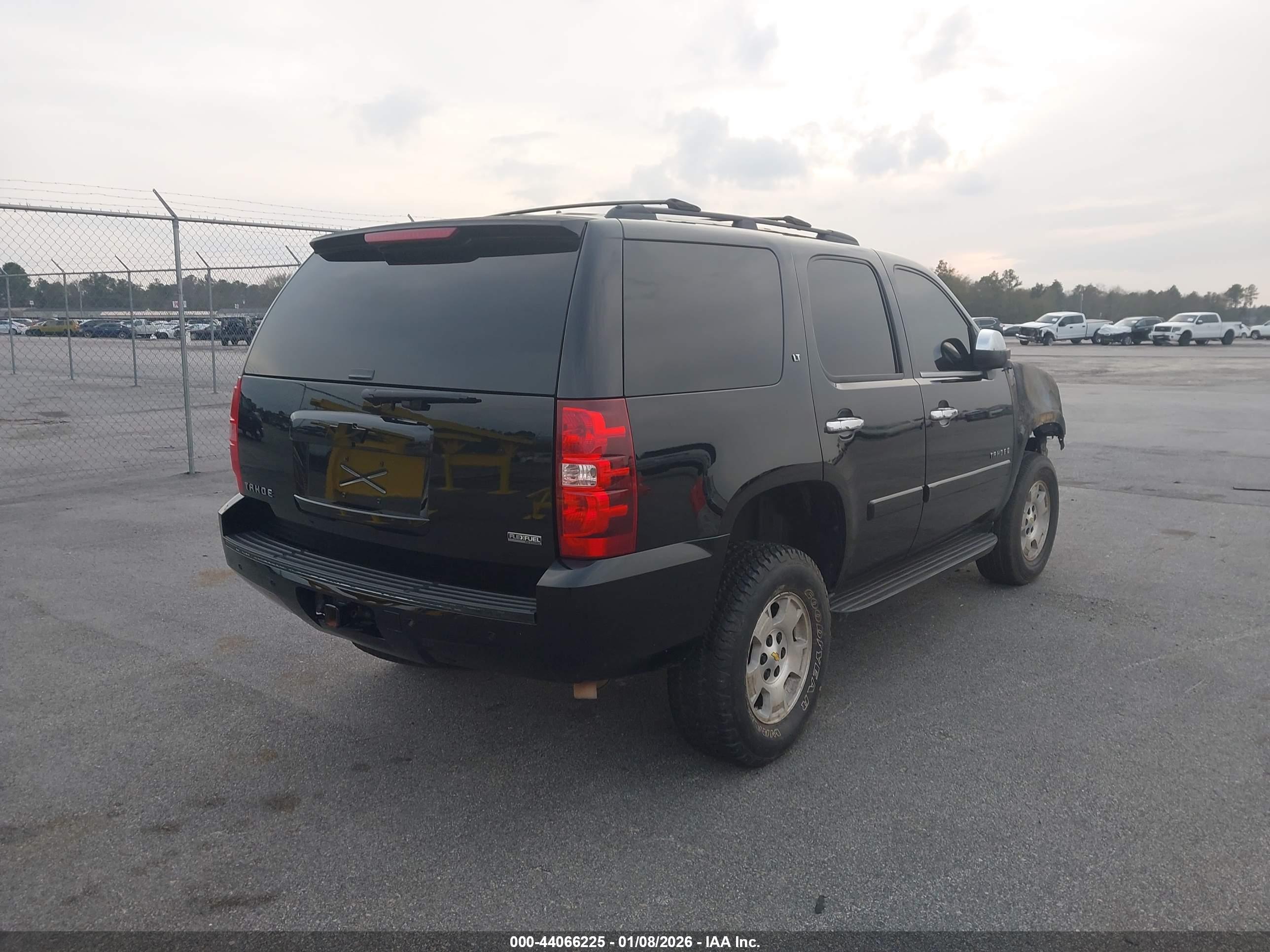 CHEVROLET TAHOE image 4