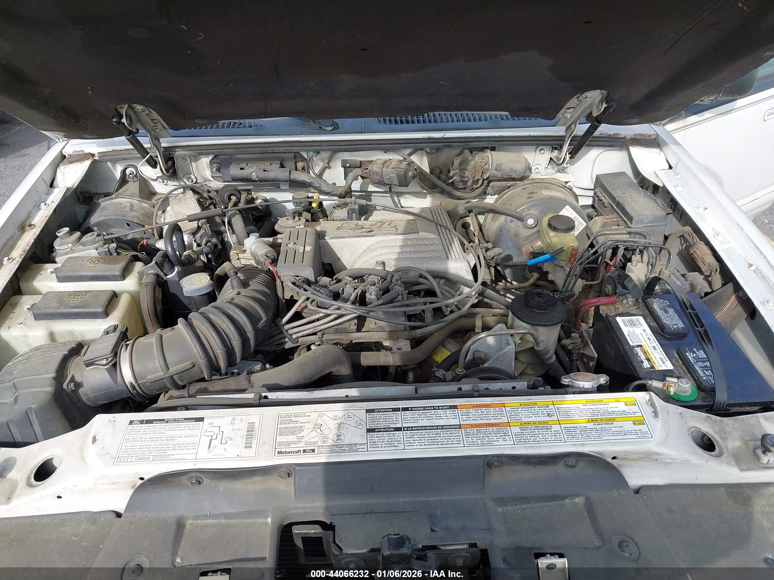 FORD EXPLORER image 10