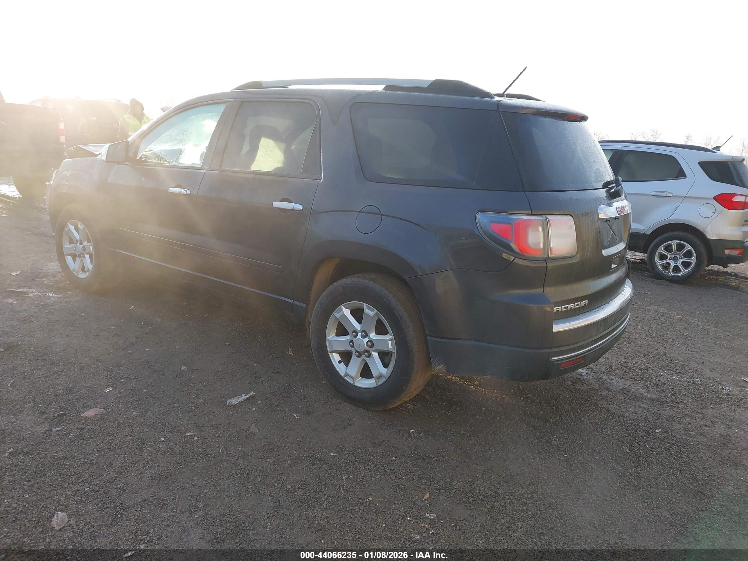 GMC ACADIA image 3