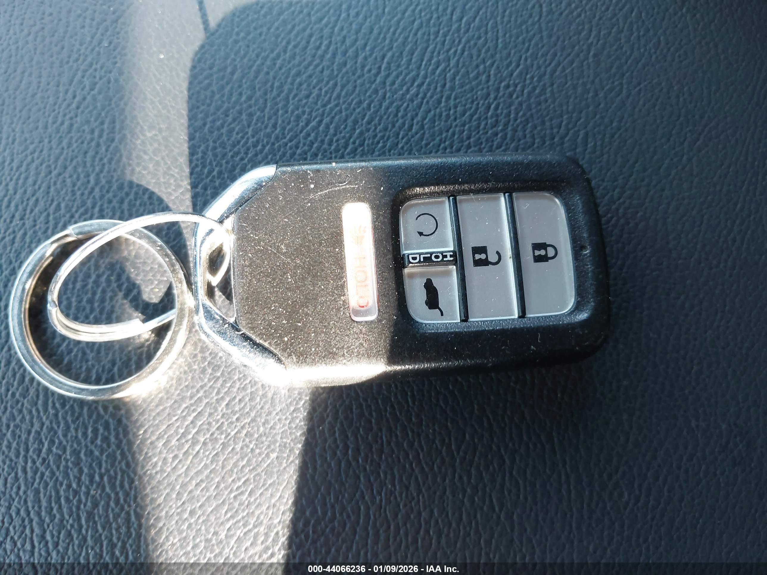 HONDA CR-V image 11