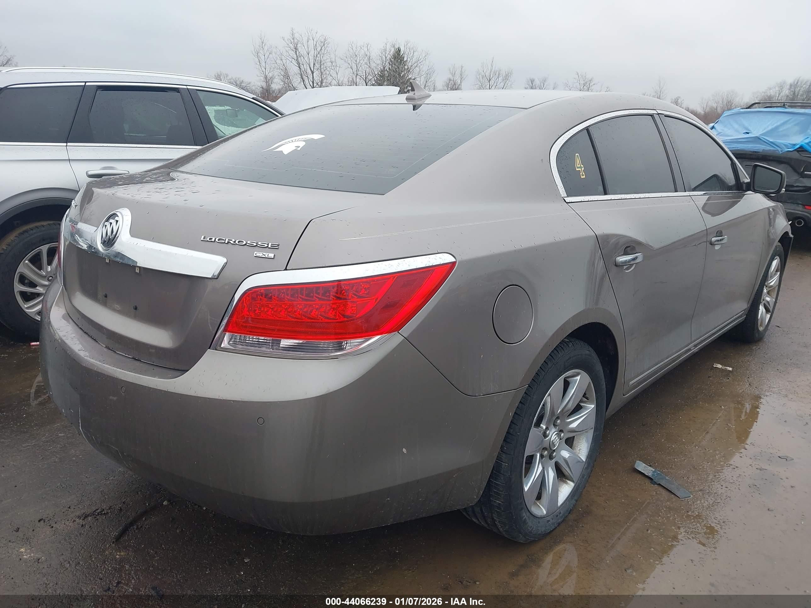 BUICK LACROSSE image 4