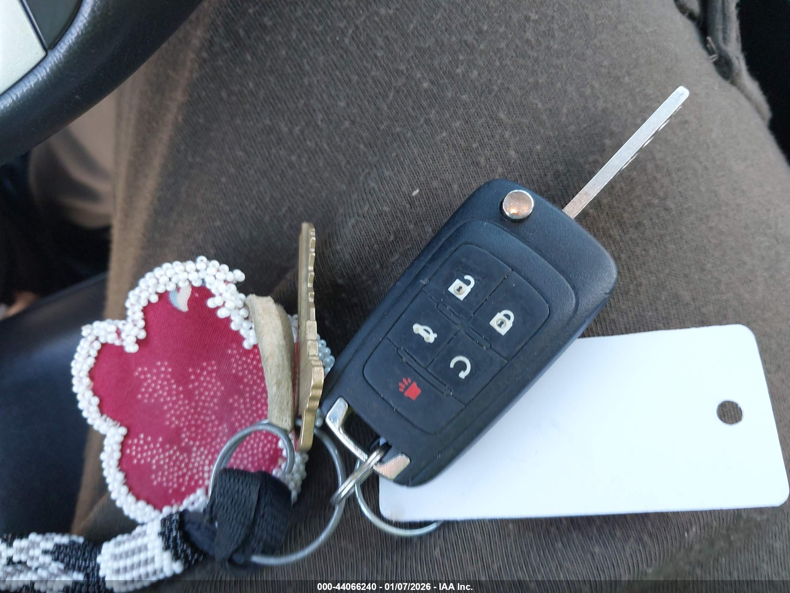 CHEVROLET EQUINOX image 11