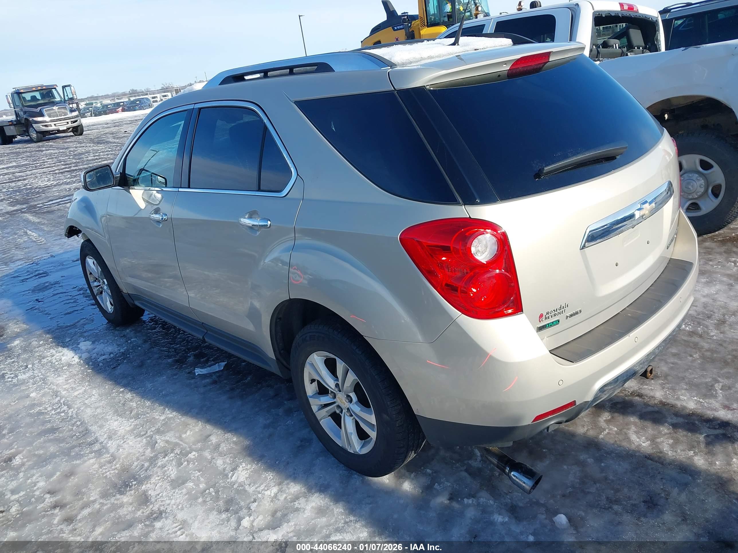 CHEVROLET EQUINOX image 3