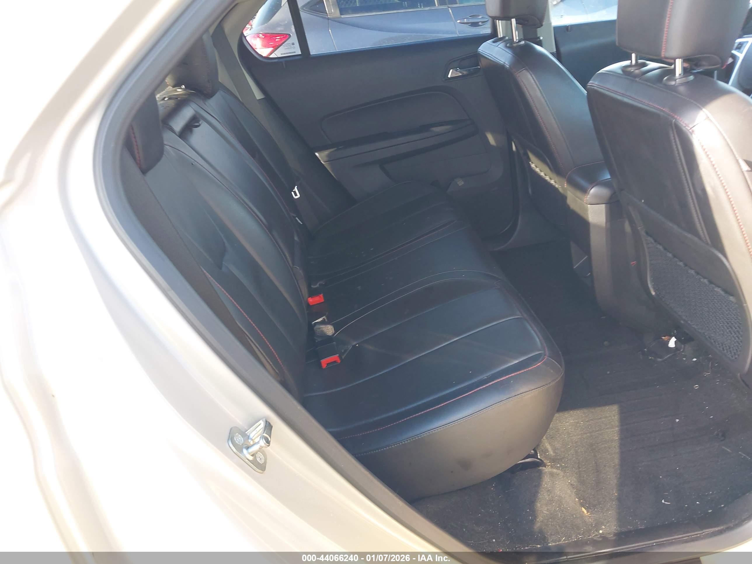 CHEVROLET EQUINOX image 8