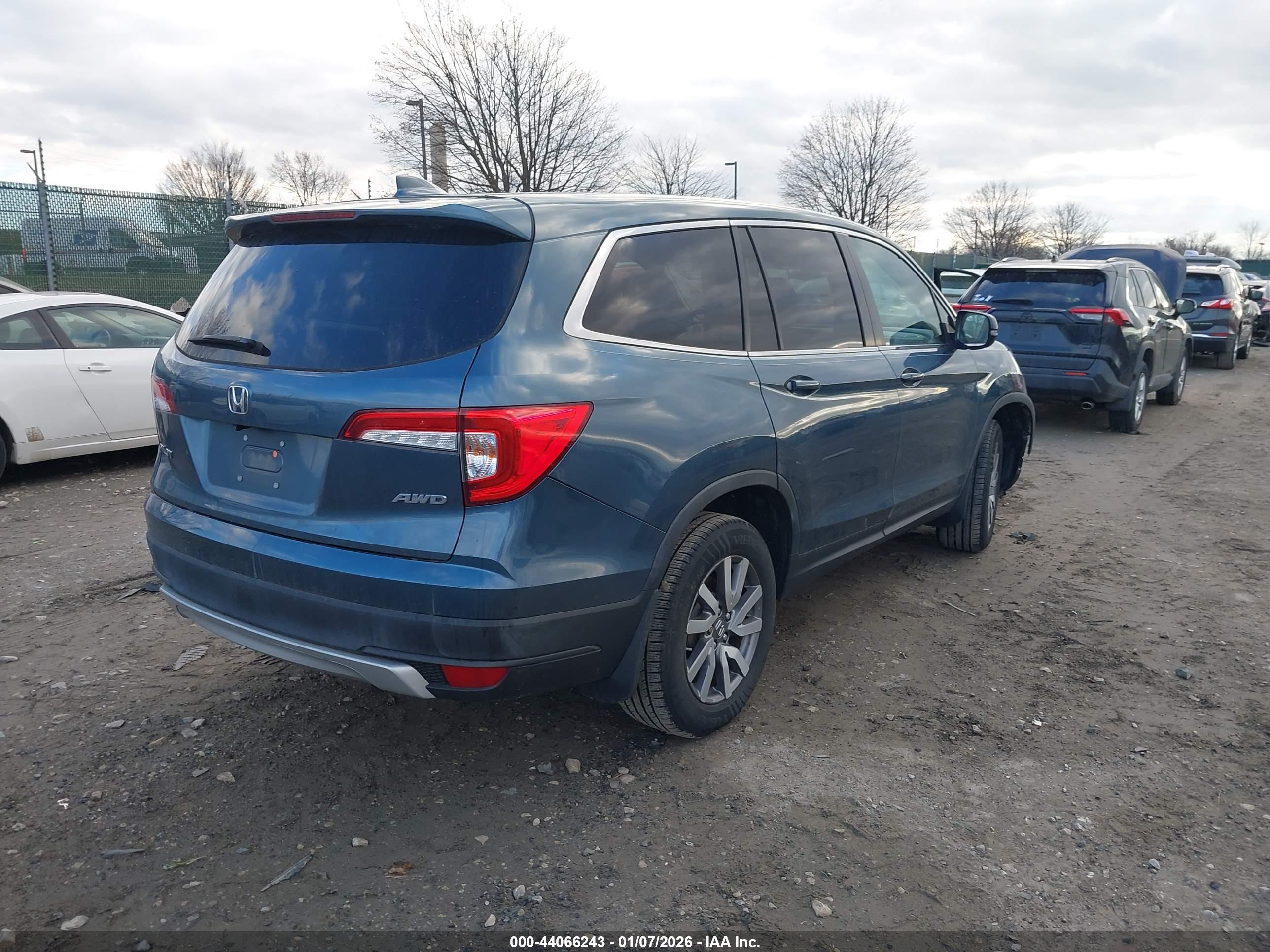HONDA PILOT image 4