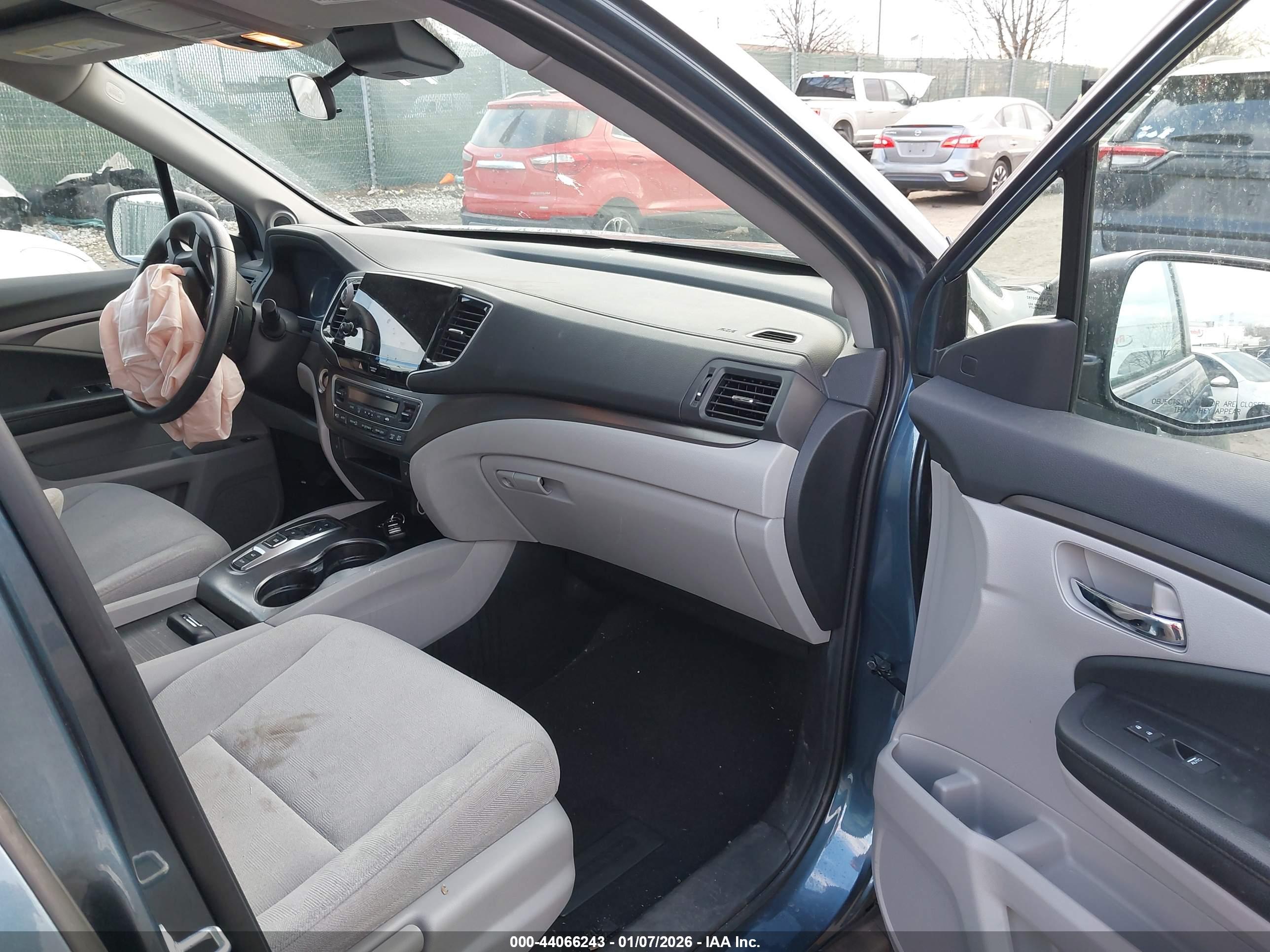 HONDA PILOT image 5