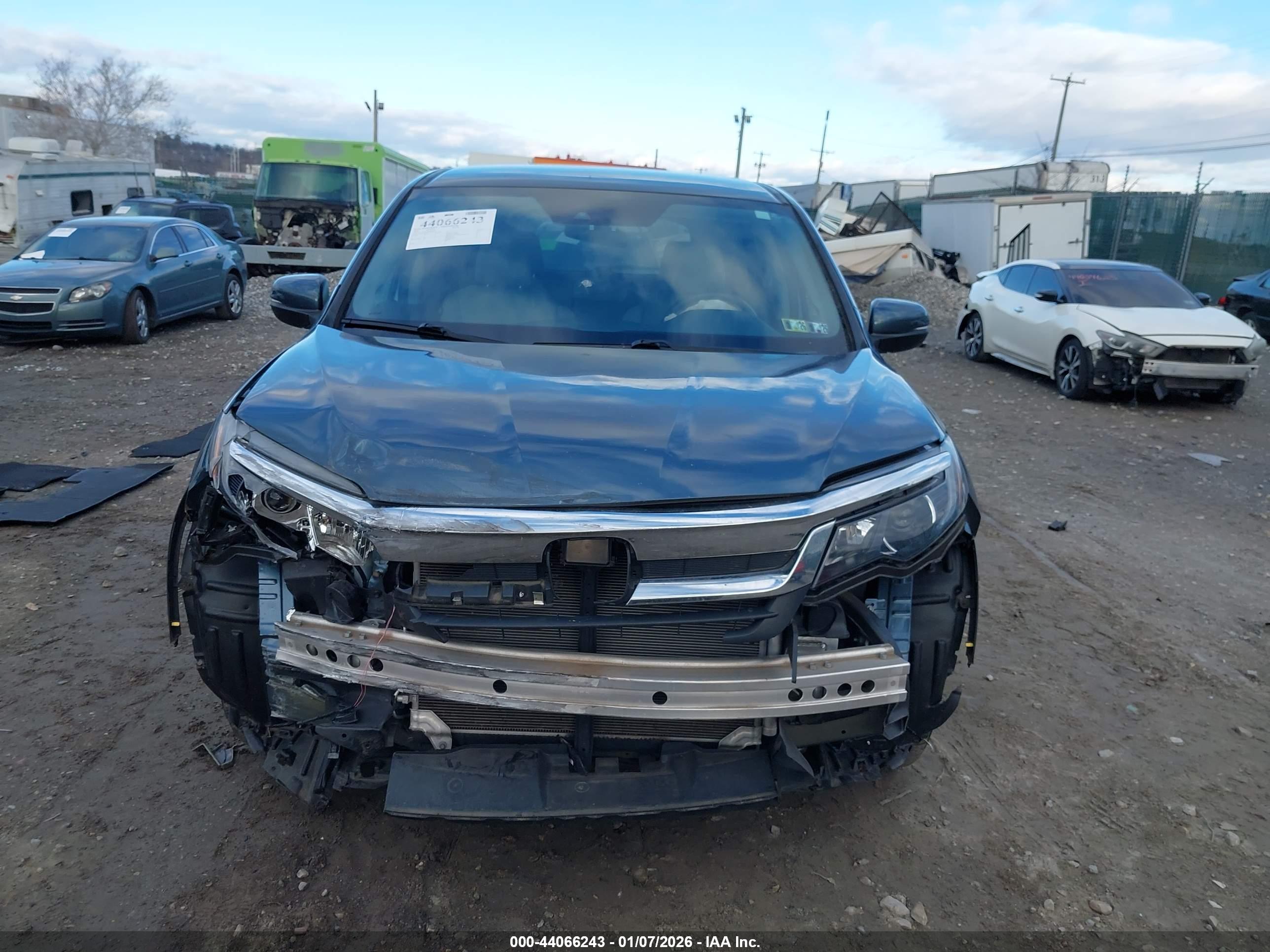 HONDA PILOT image 6